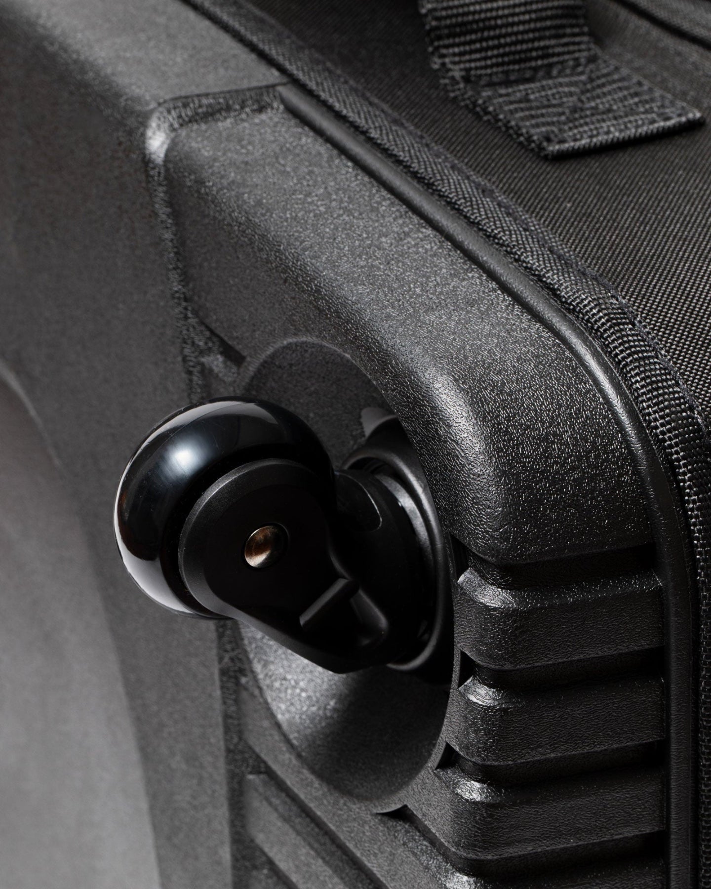 DEVEREUX Travel Cover Bag 763474823-BLACK