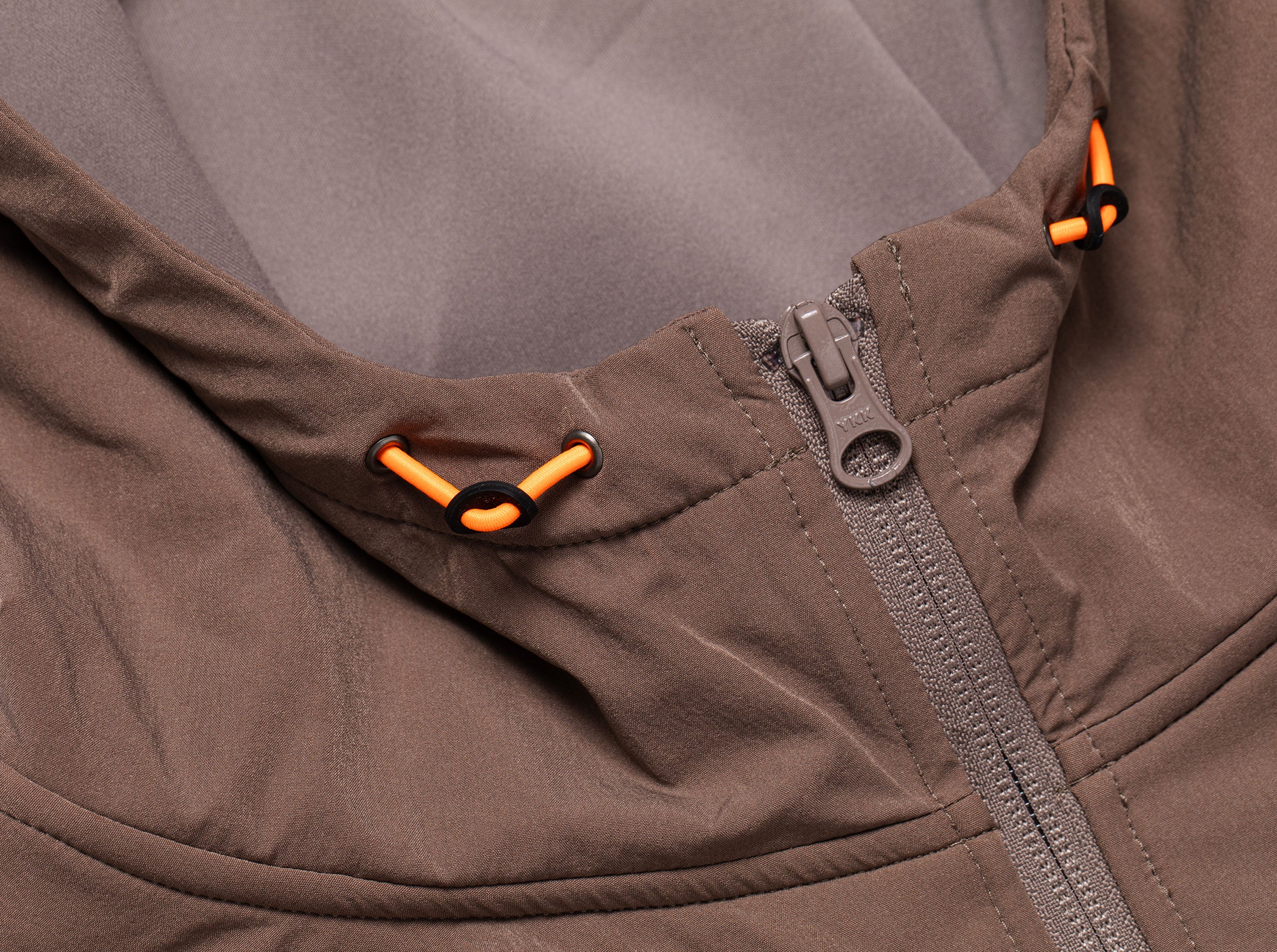 【NEW】DEVEREUX テリングアクアZIPフーディー 763572111-MOCA