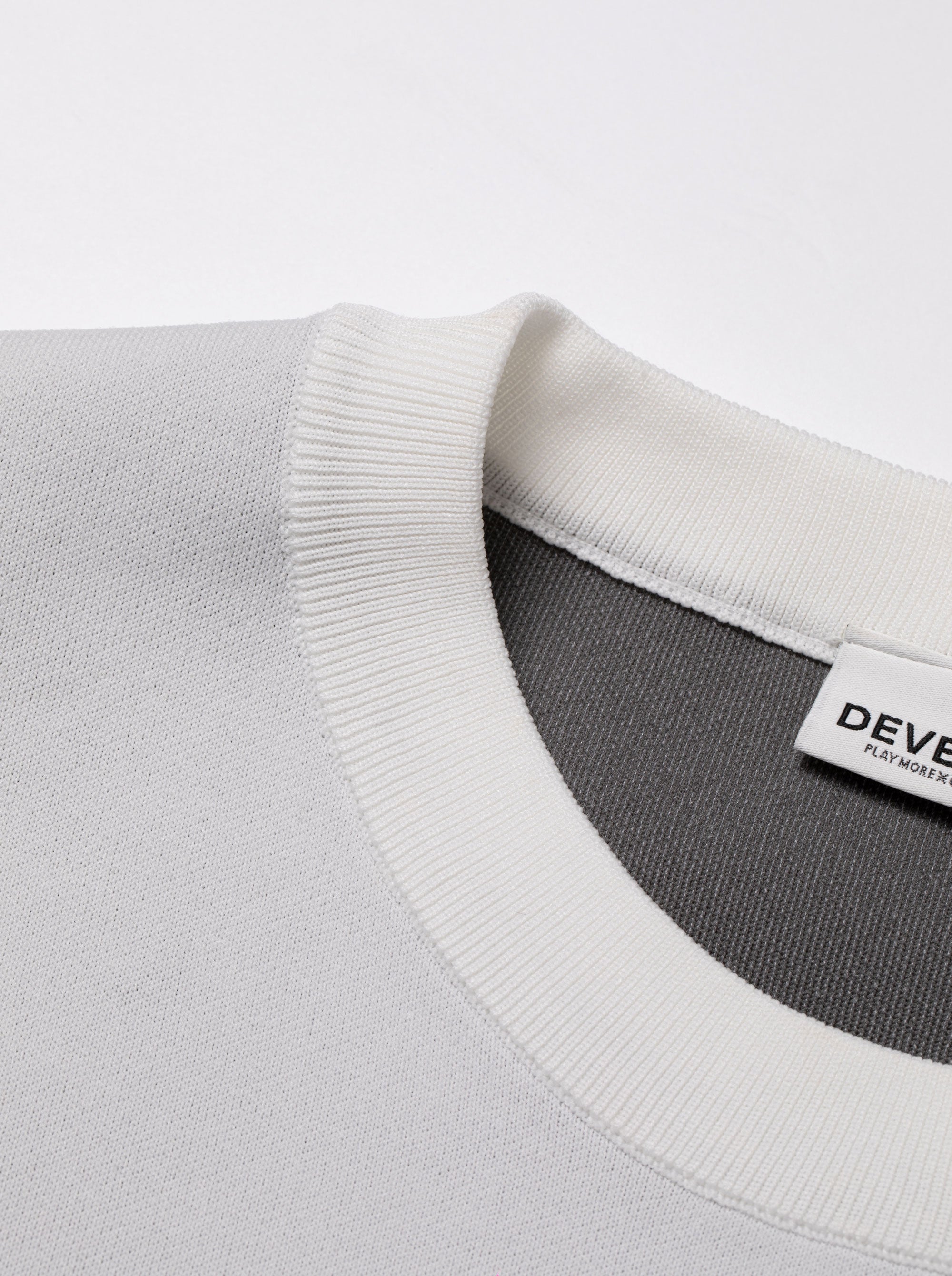 18G Essential DVRX Knit CREW 763474701-WHITE