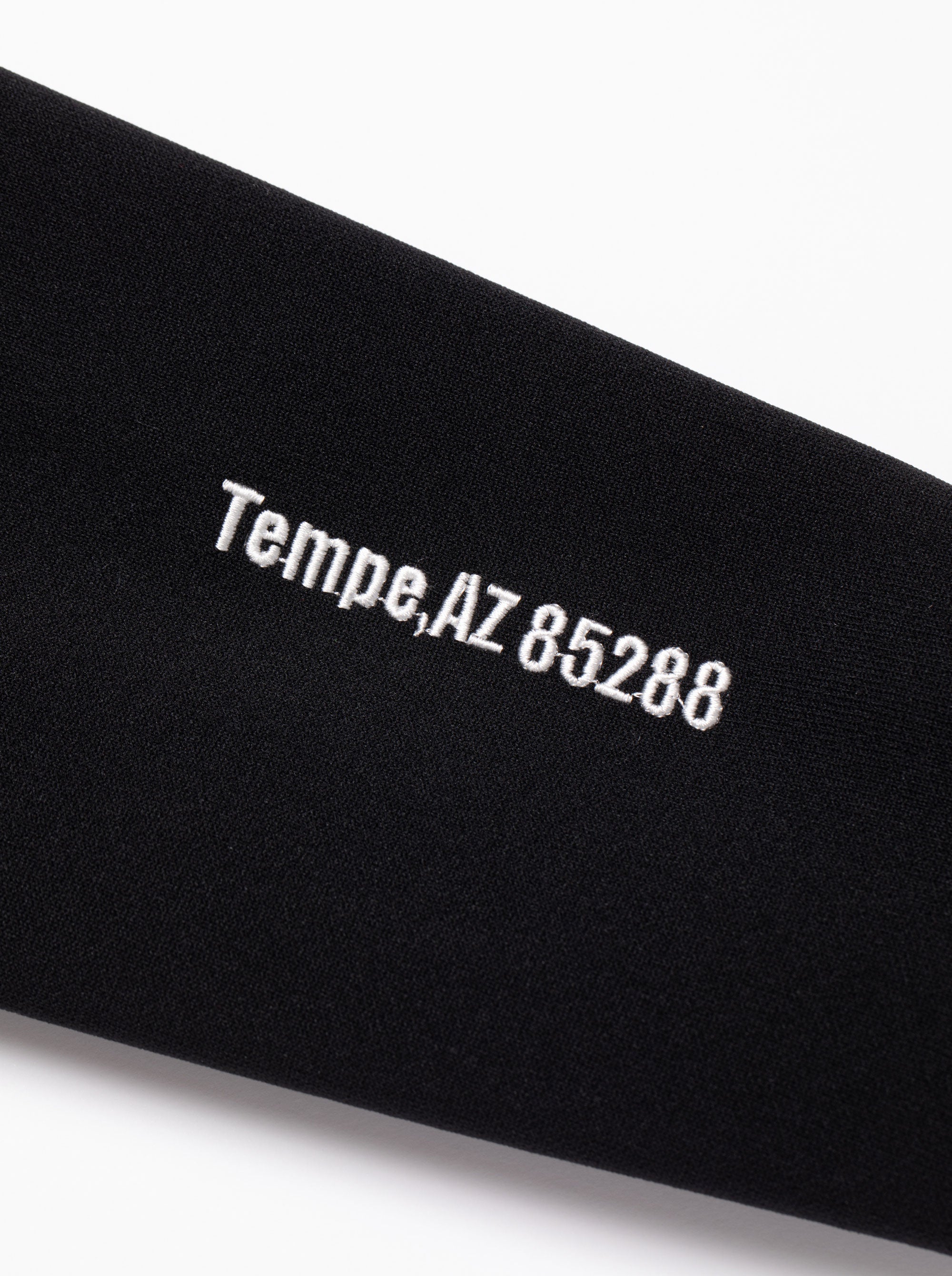 18G Essential DVRX Knit CREW 763474701-BLACK