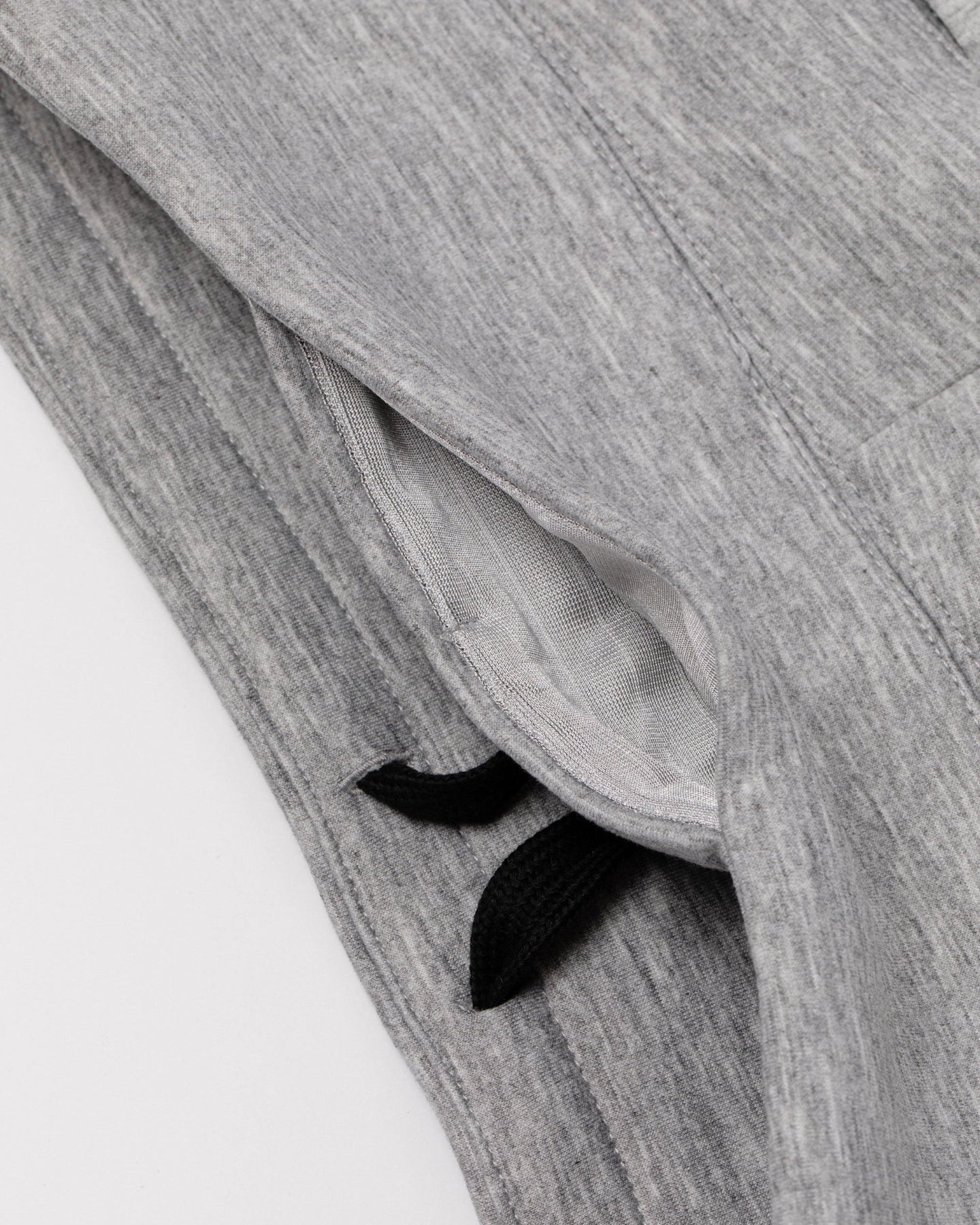 WOMEN 16 Run Clubモノフィラポケットフラップショーツ 763474473-L/GRAY