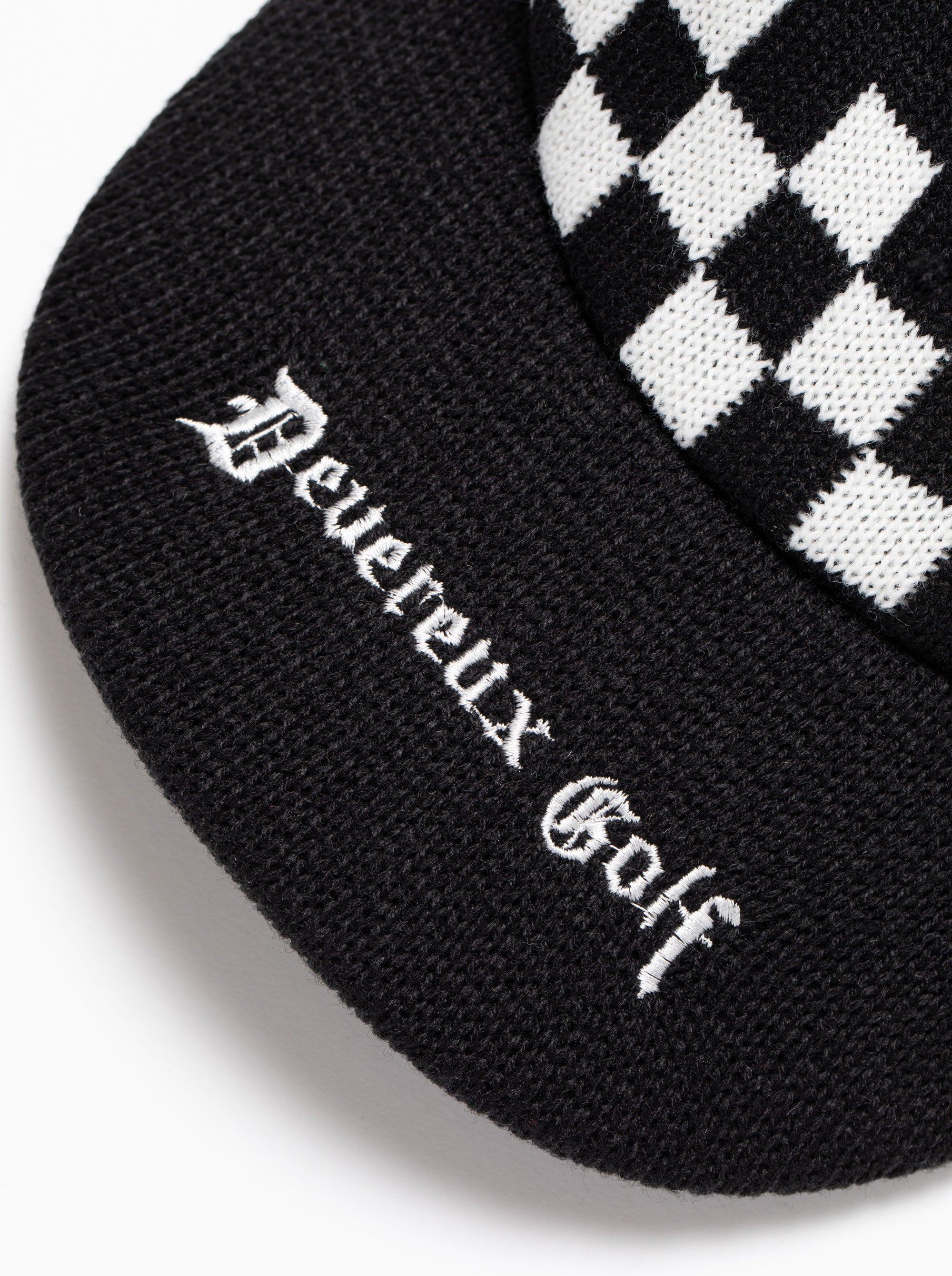 D Logo ツバ付きニットキャップ 763474805-BLACK