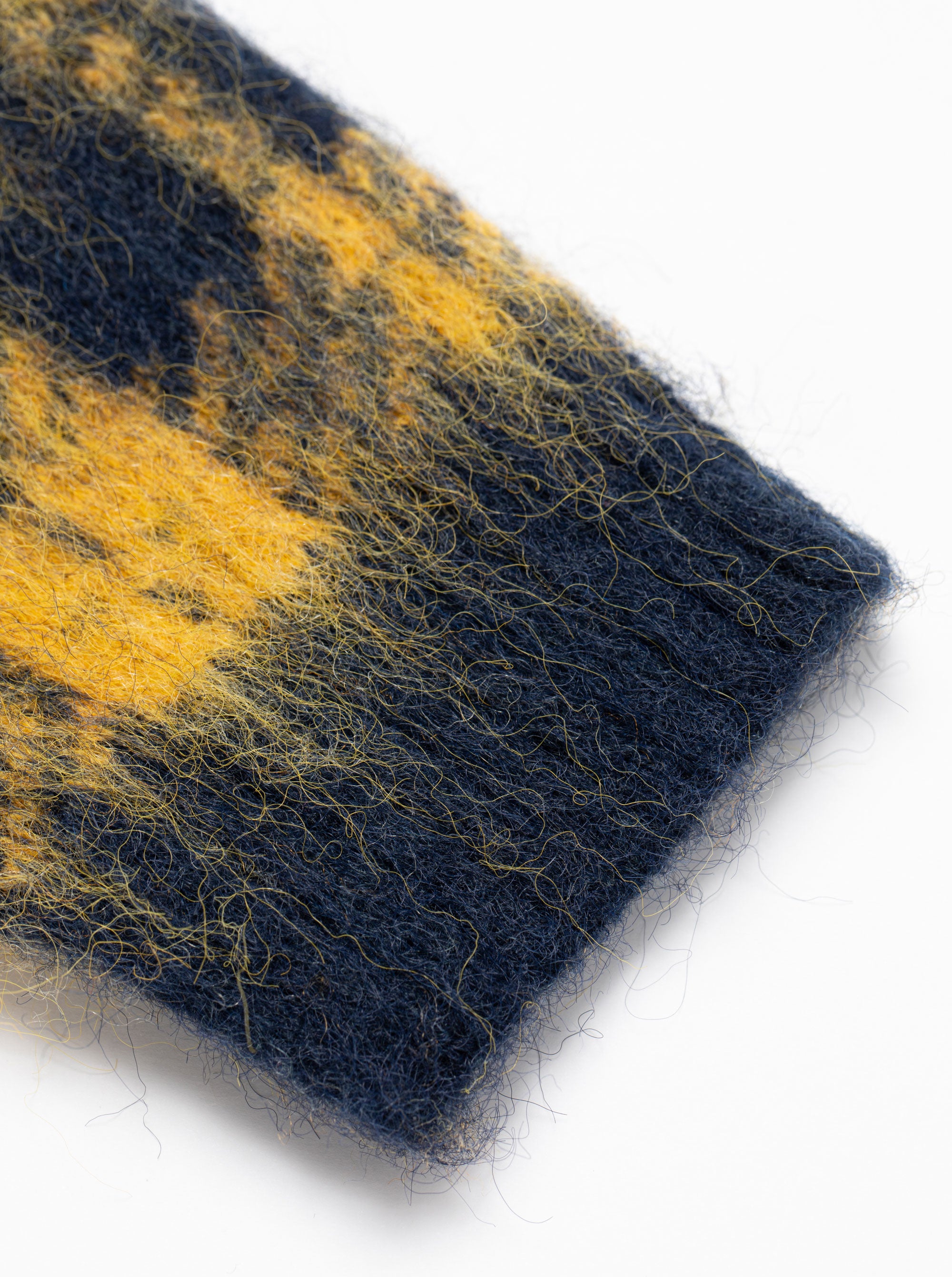 WOMEN Shaggy Knit Tartan Check V-Neck Cardigan 763474777-NAVY