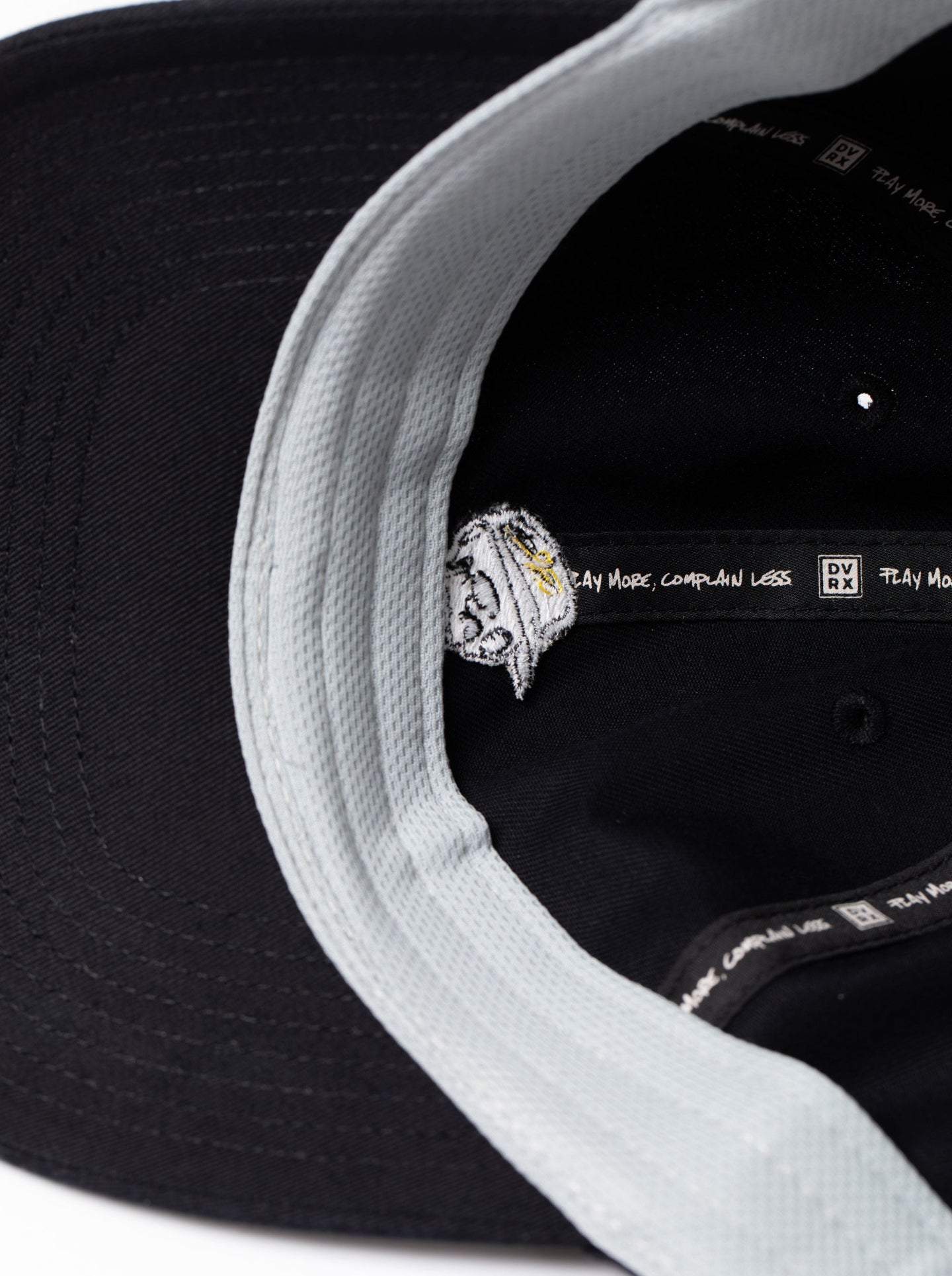 【NEW】Uni DVRX Signature Hat 763572808-BLACK