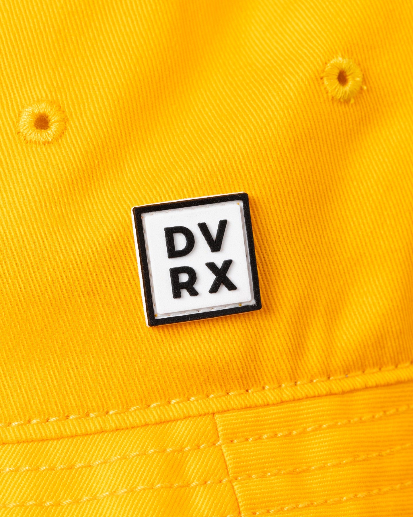 【新色入荷】Uni DVRX Signature Bucket Hat 763472832-YELLOW