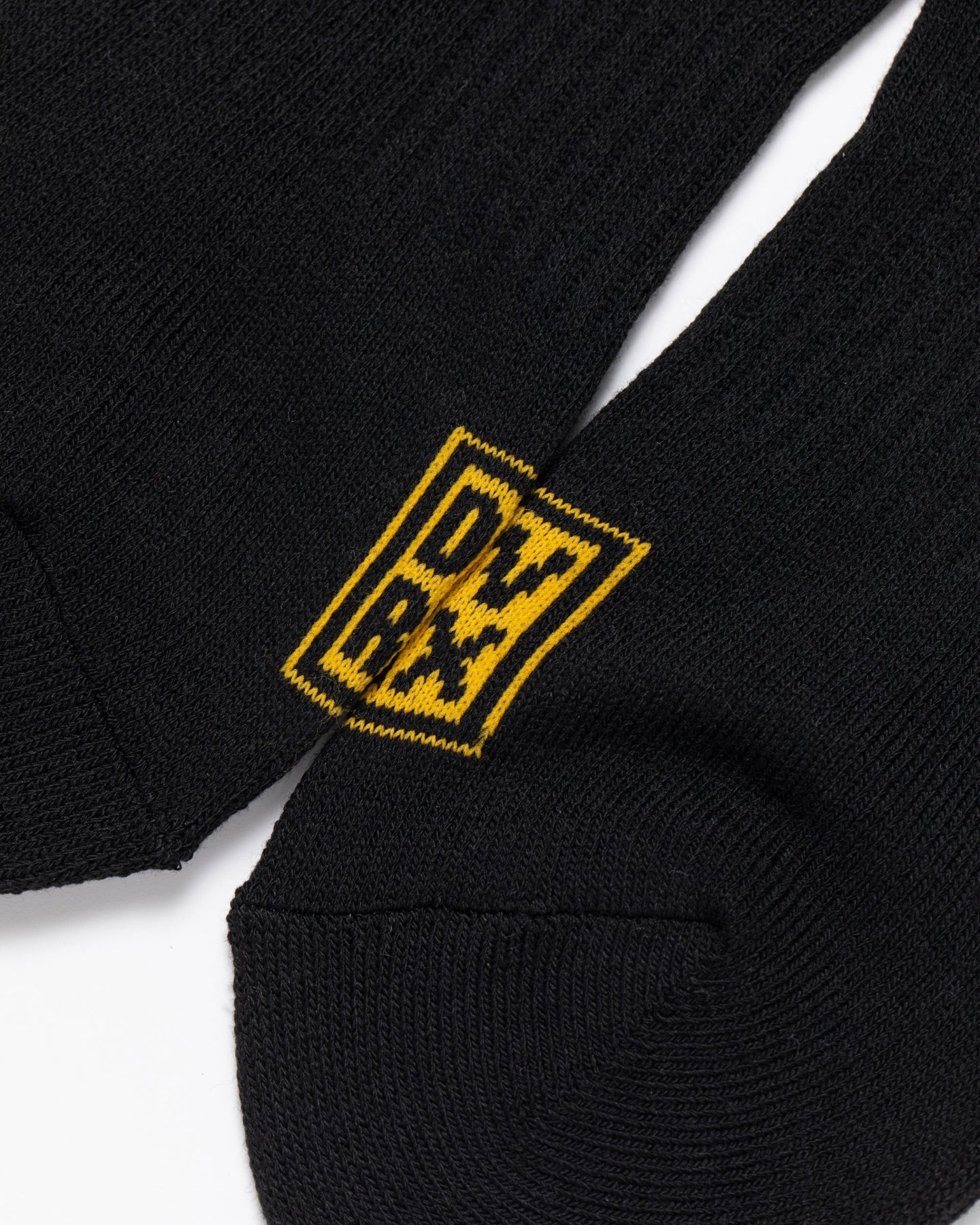 MEN Back Logo Regular Socks 763572840-BLACK/WH