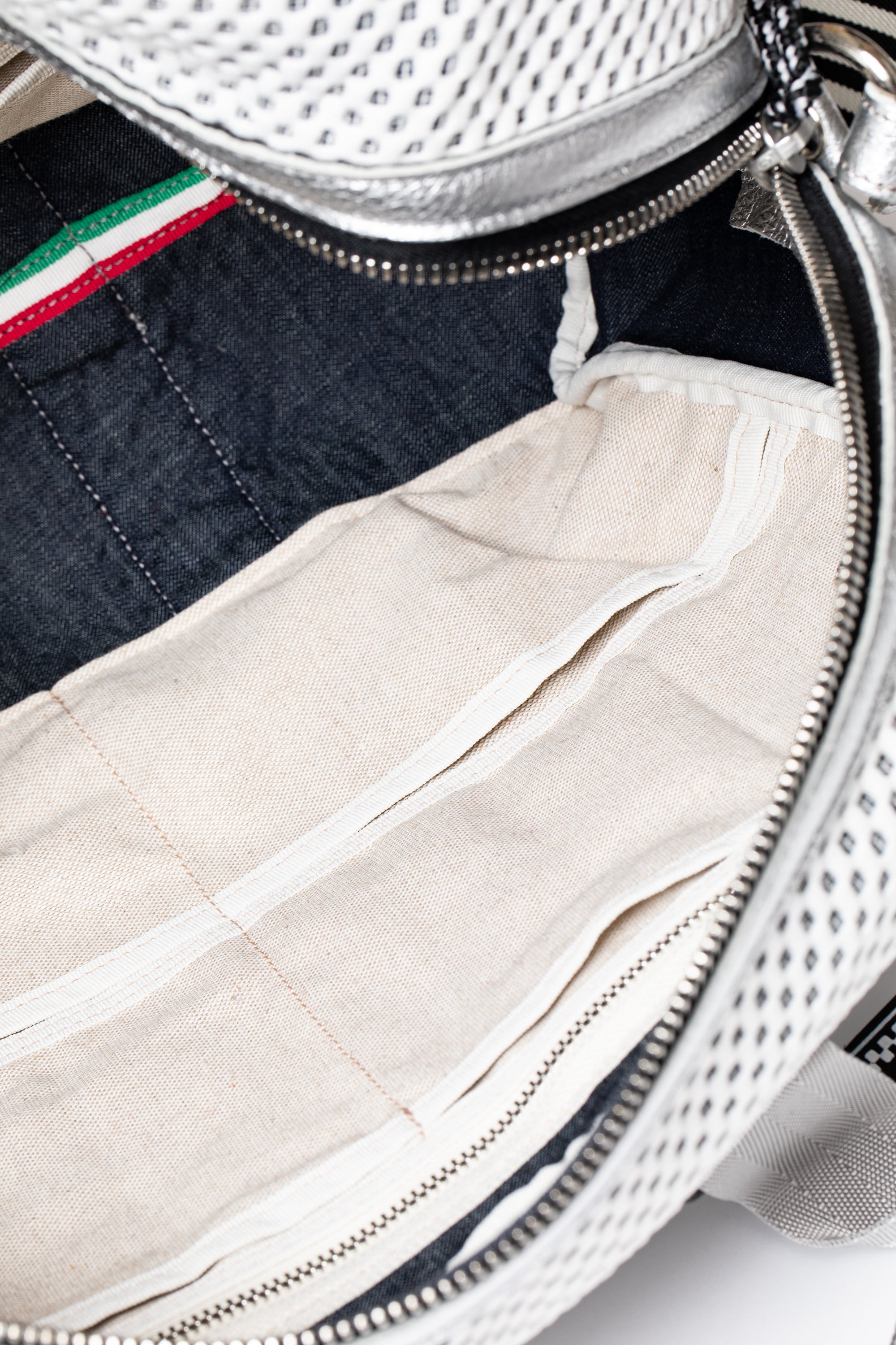 【DEVEREUX × MANIKOMIO】 38 Mesh aviators kit bag 763572832 WHITE
