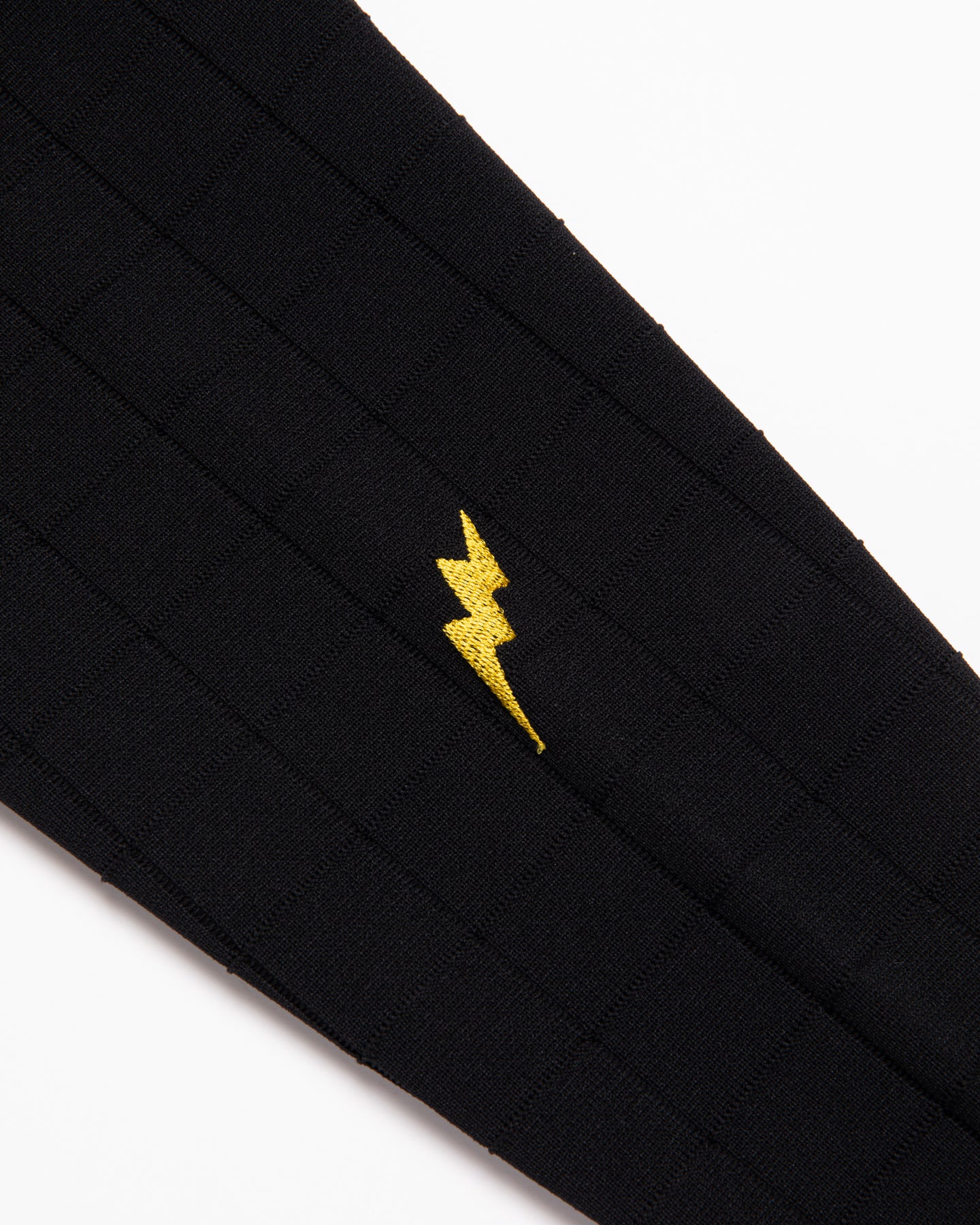 ショッカースカルミラノリブアイレットクルーニット 075754703-BLACK