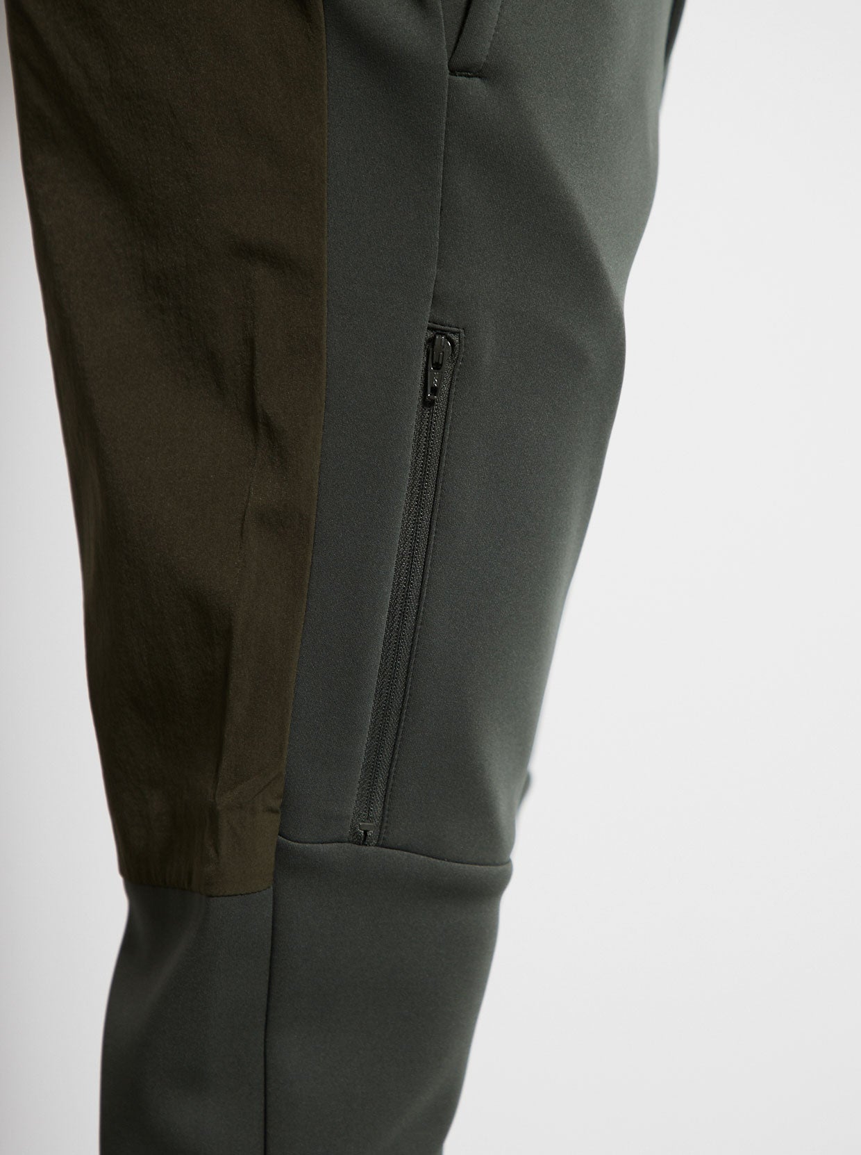 ダンボールパンツ 763472405 KHAKI