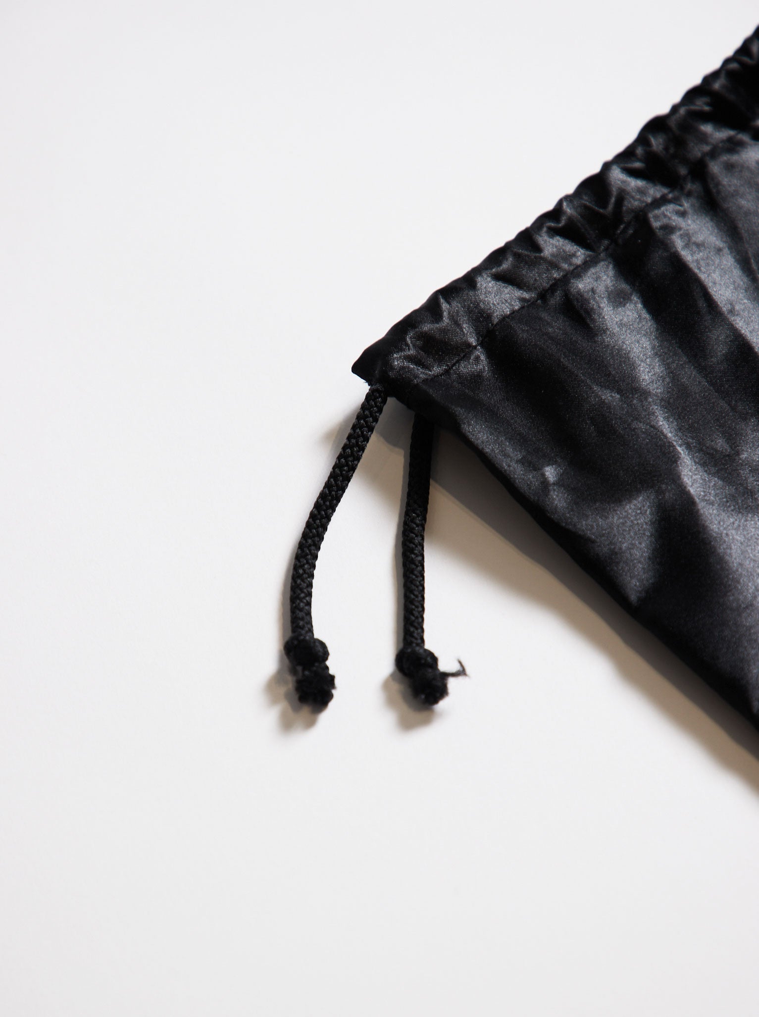 【再入荷】Iron Cover 763472839-BLACK