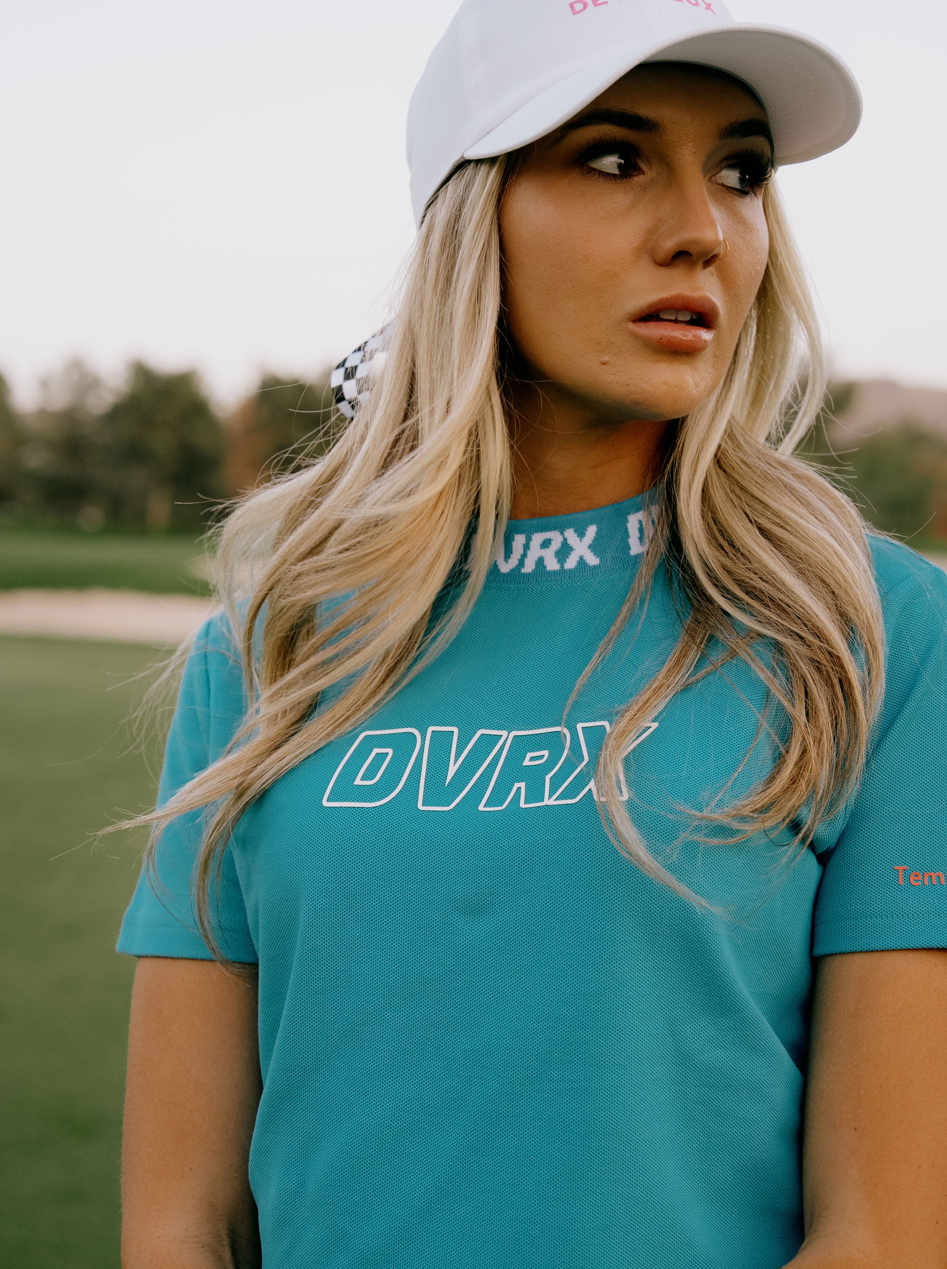 WOMEN Classic Logo Rib モックネックハートTシャツ 763572090-AQUA