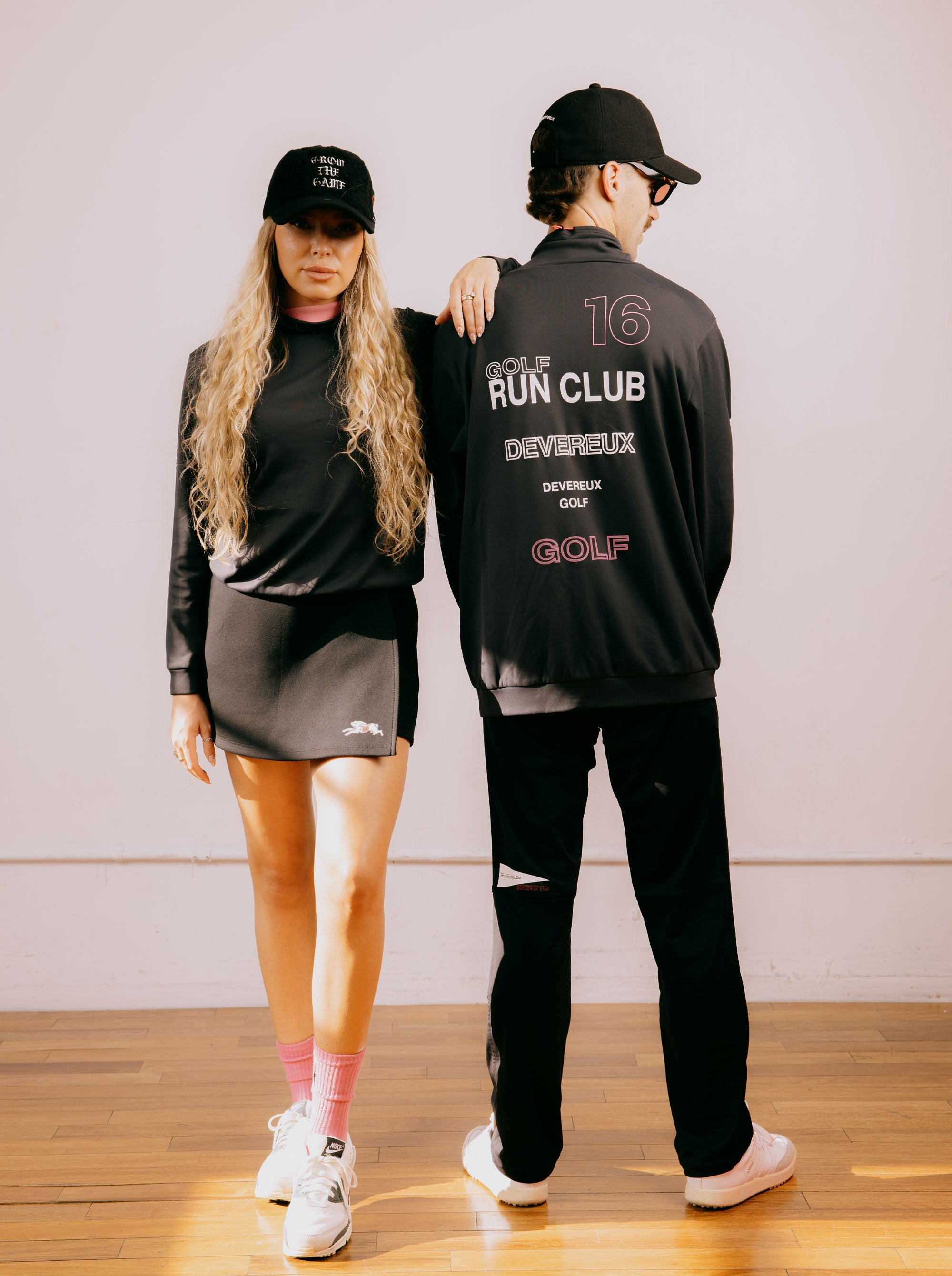 WOMEN 16 Run Club String High Neck PO 763474076-BLACK