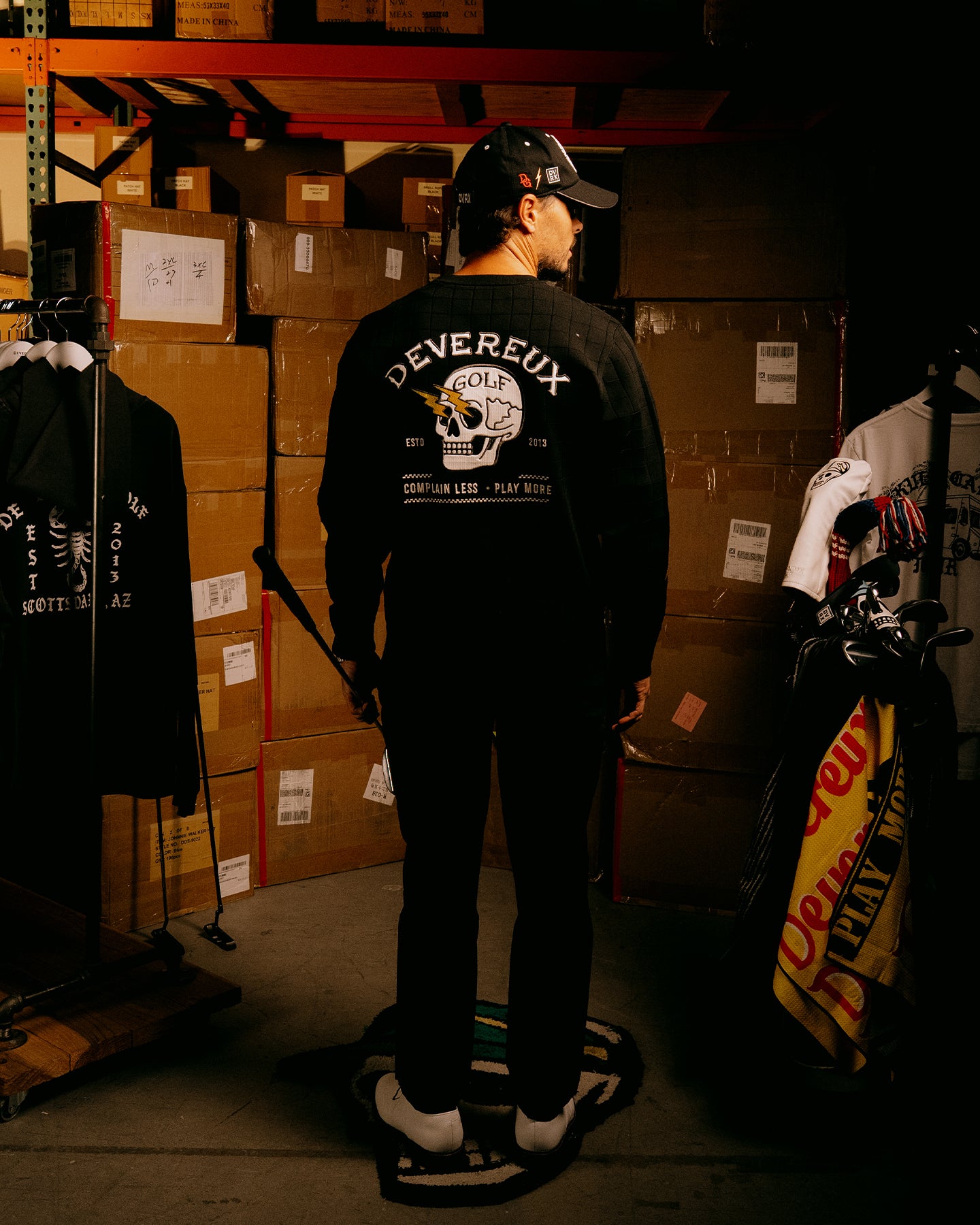 ショッカースカルミラノリブアイレットクルーニット 075754703-BLACK