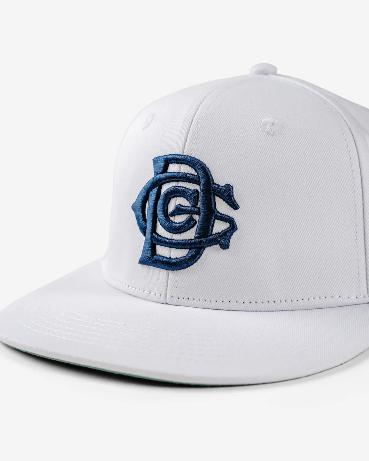 DGC Member Cap 075352810-WHITE