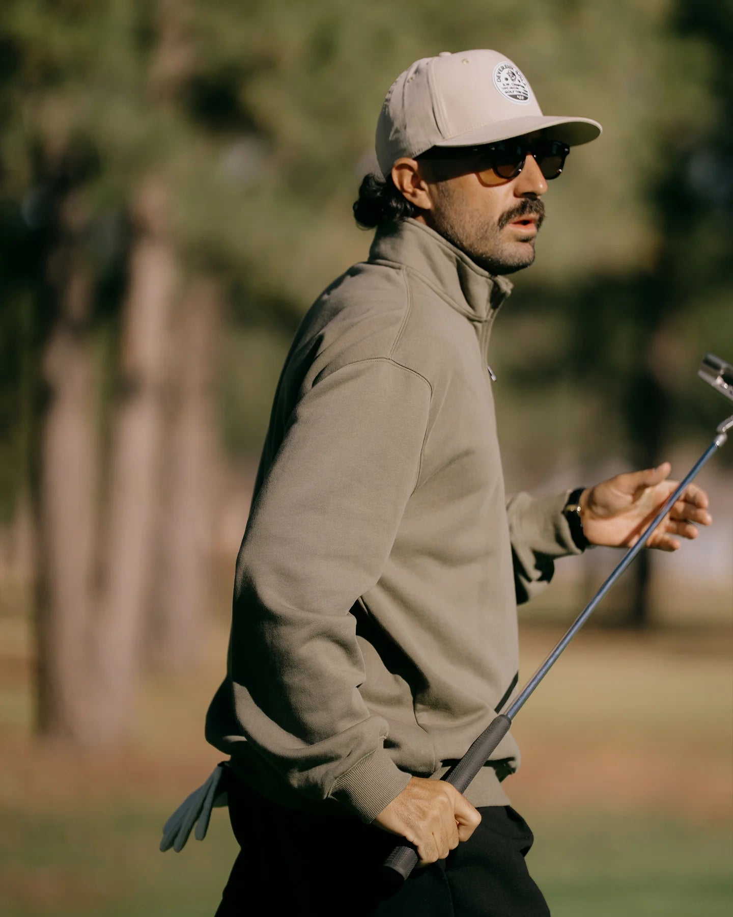 Essential Skull QTR ZIP 075362101-OLIVE