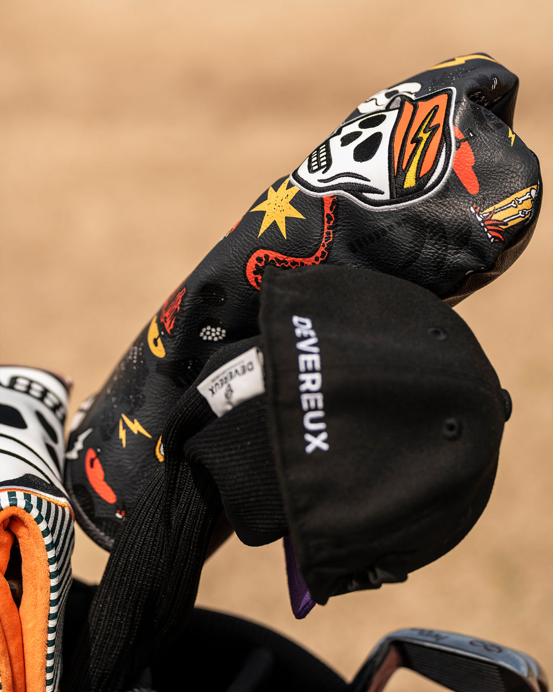 DVG OUT OF BOUNDS DR HEAD COVER 075762816-GRAPHITE