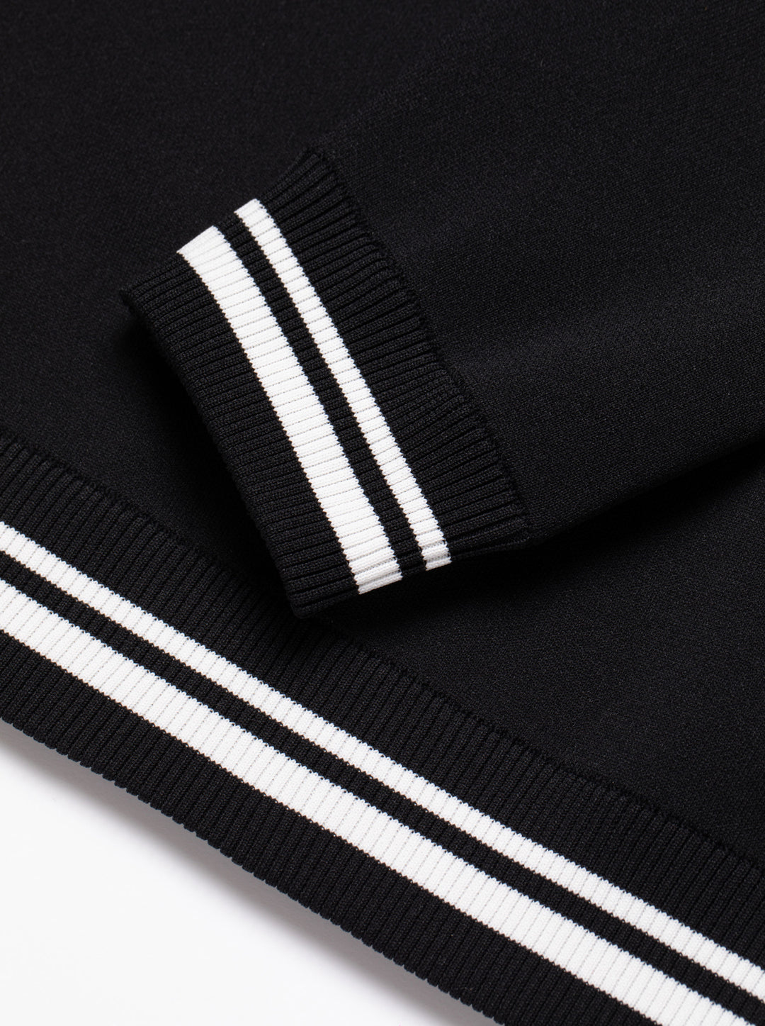 18G Essential DVRX Knit CREW 763474701-BLACK