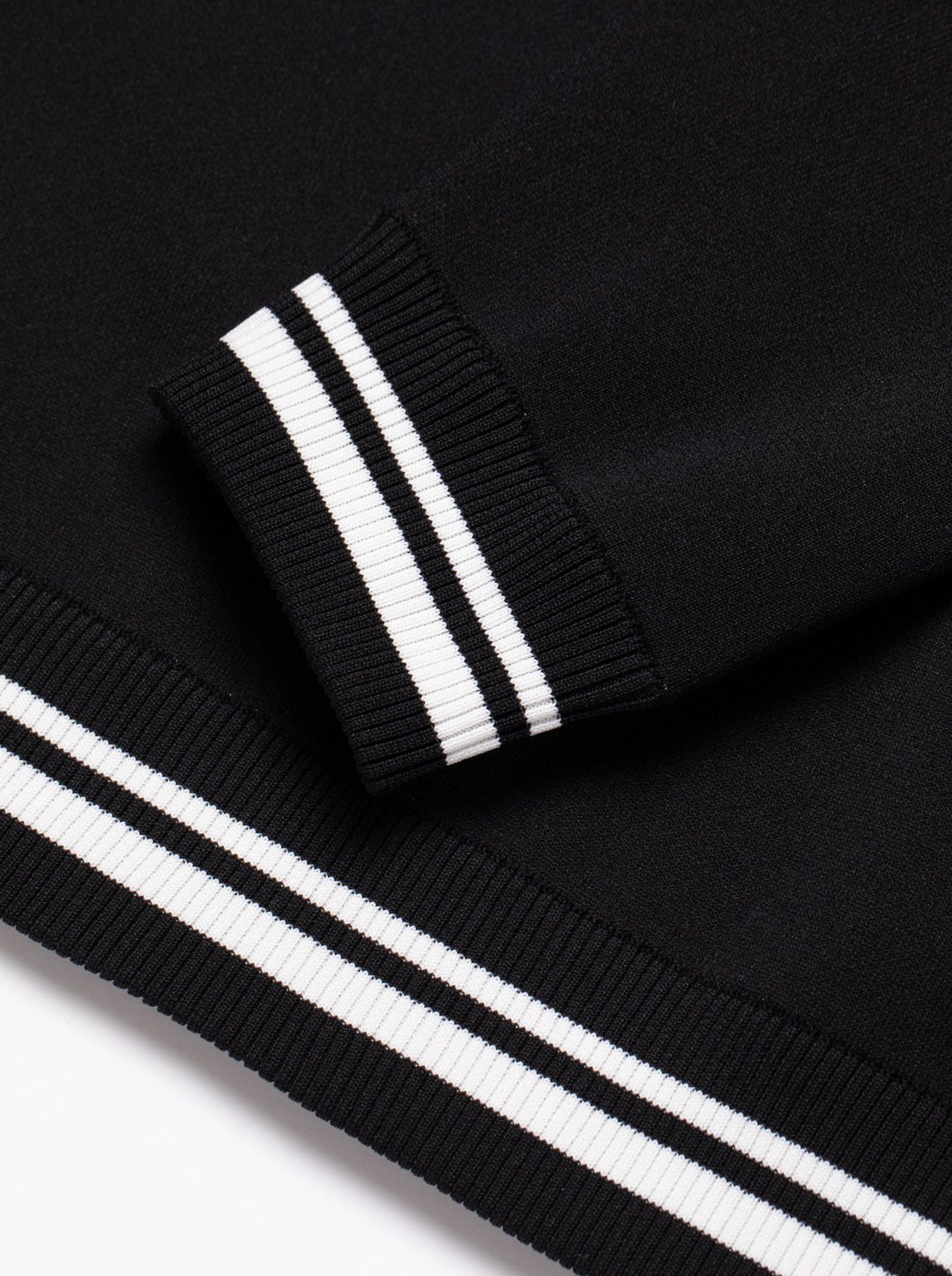 WOMEN 18G Essential DVRX Knit Crew 763474770-BLACK