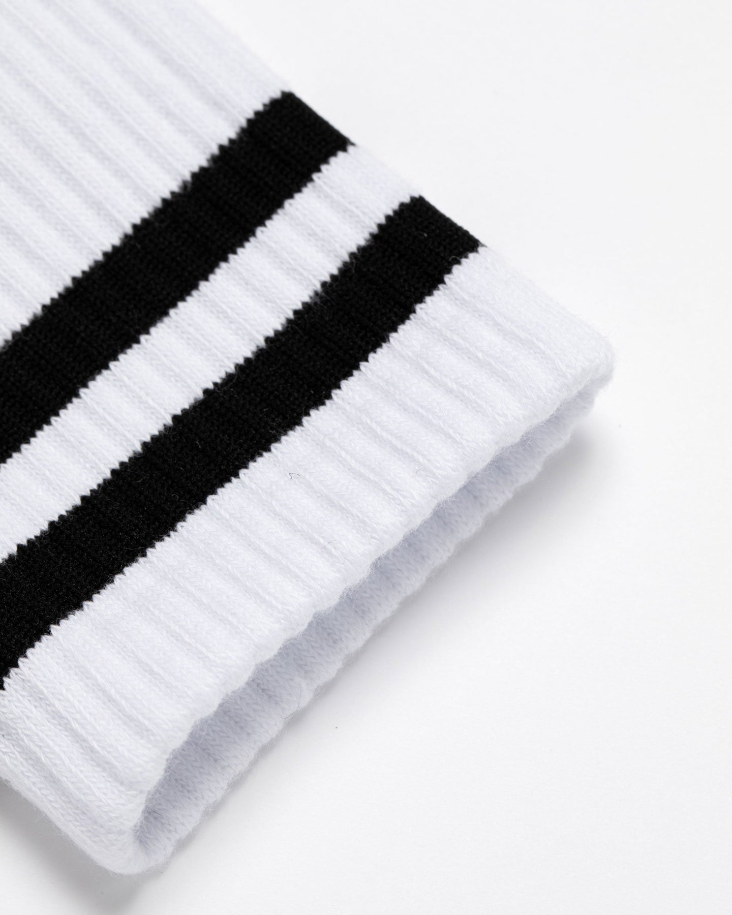 MEN Highly Addictive Socks 763474833-WHITE