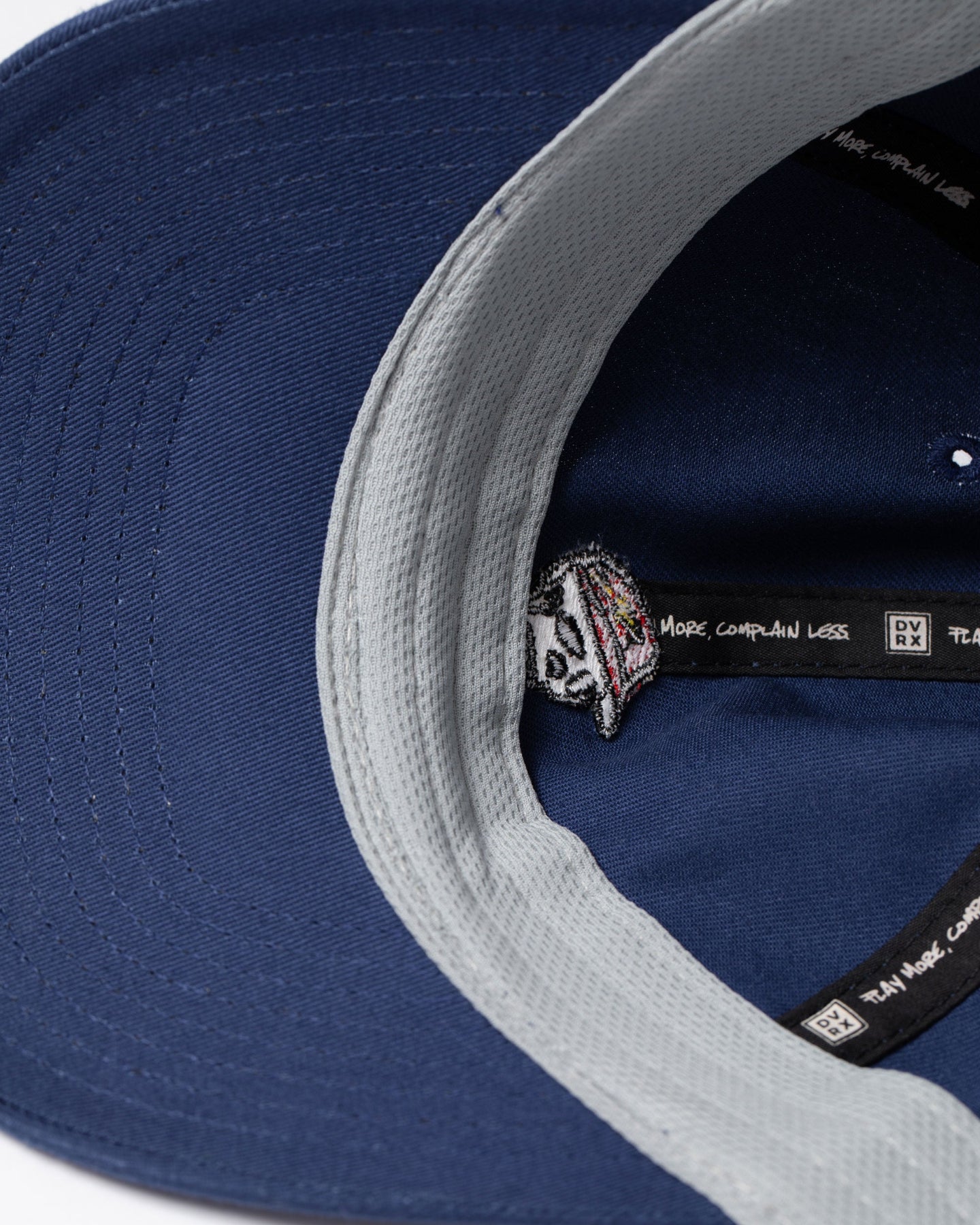 【NEW】Uni DVRX Signature Hat 763572808-NAVY