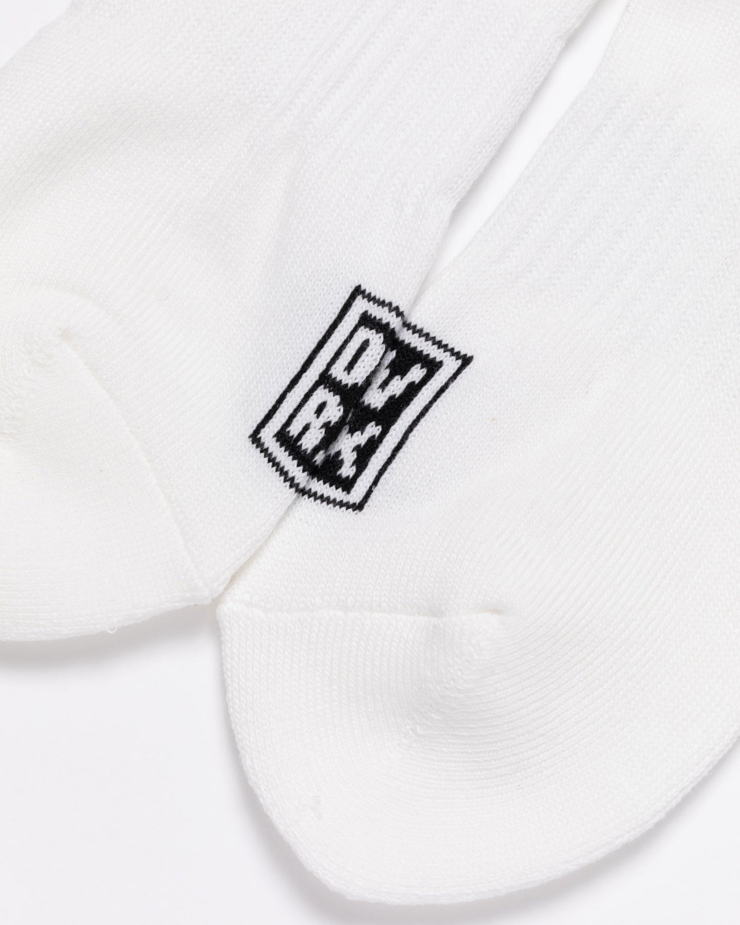 MEN Back Logo Regular Socks 763572840-WHITE/GR