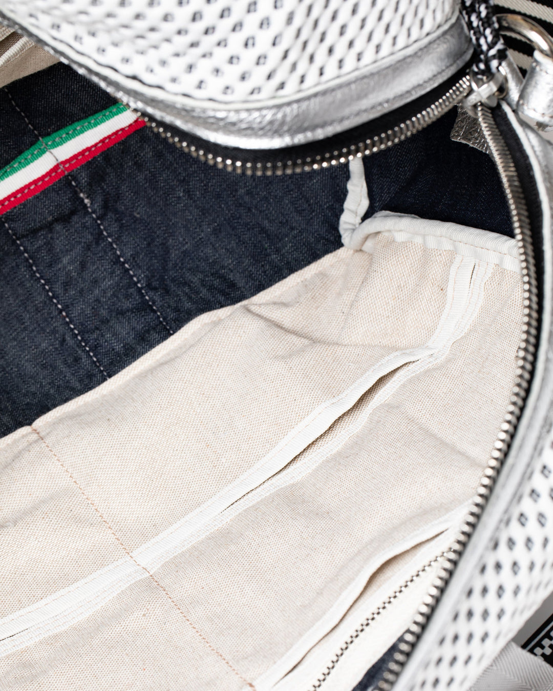 【DEVEREUX × MANIKOMIO】 38 Mesh aviators kit bag 763572832 WHITE