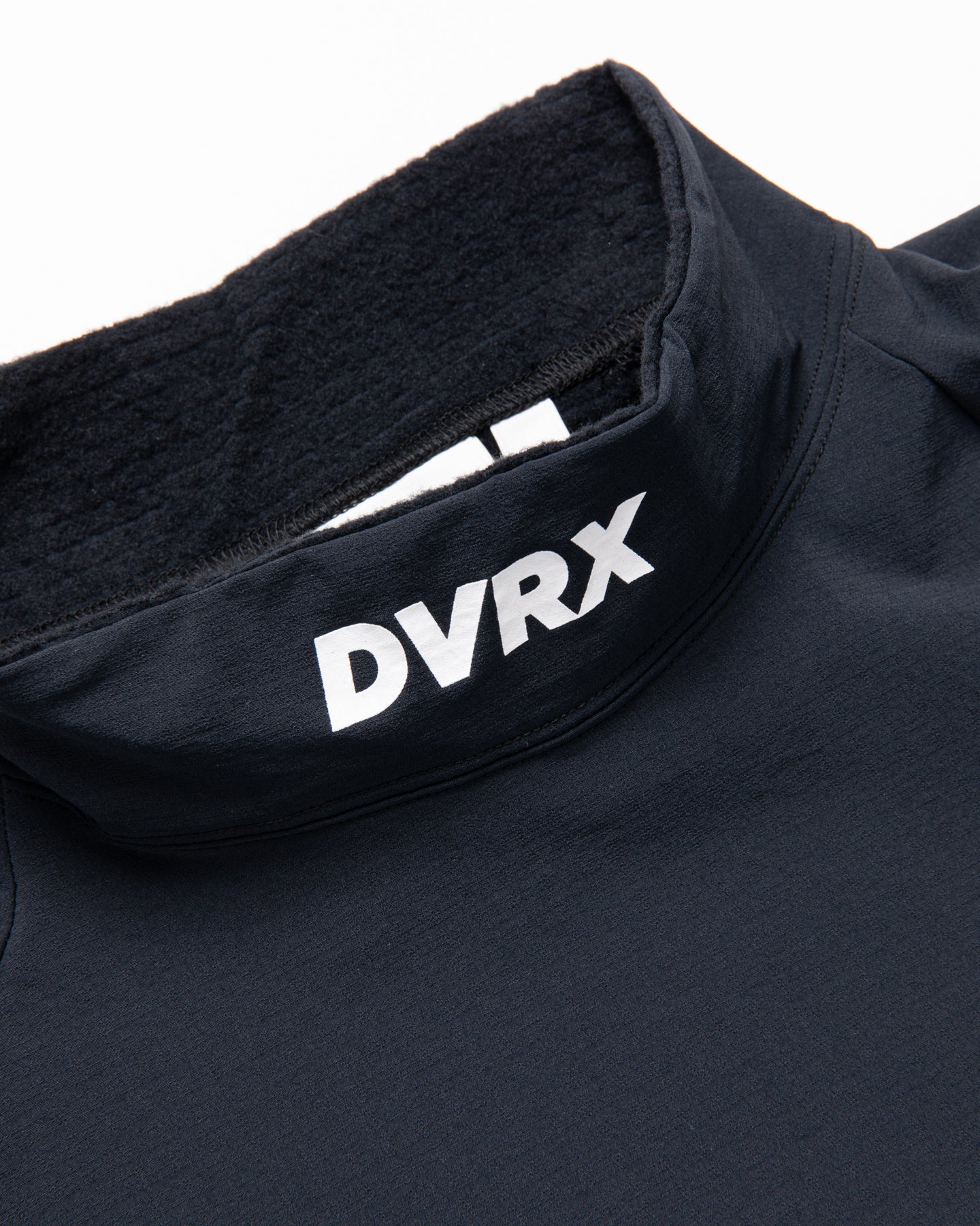 Out of bounds バックフリースモック ロングスリーブ 075754018-BLACK