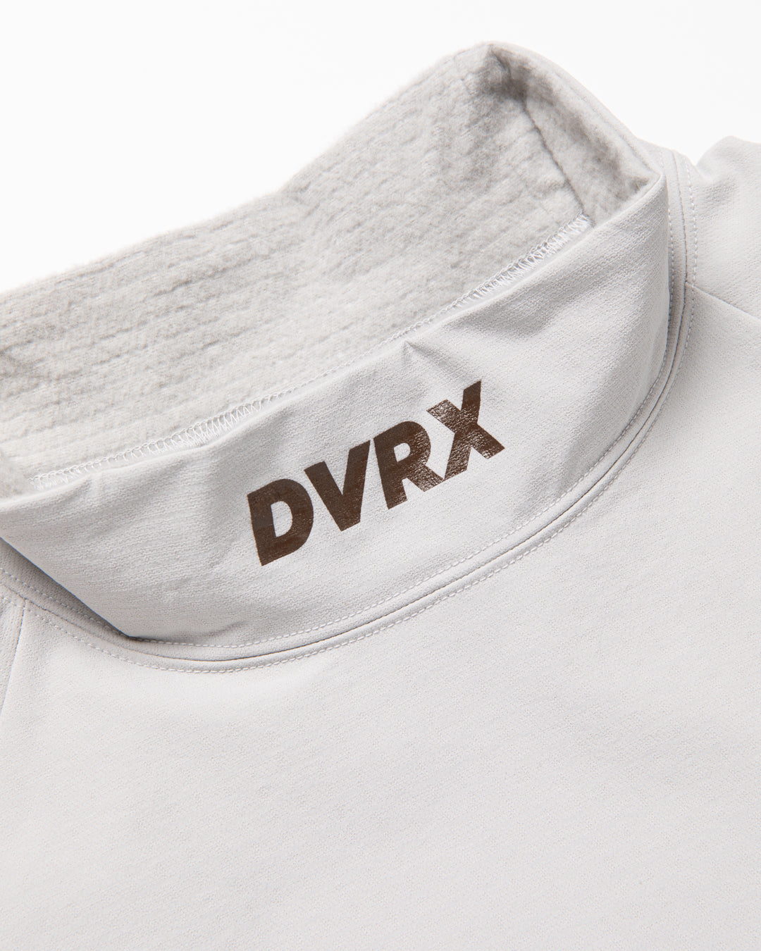 Out of bounds バックフリースモック ロングスリーブ 075754018-WHITE