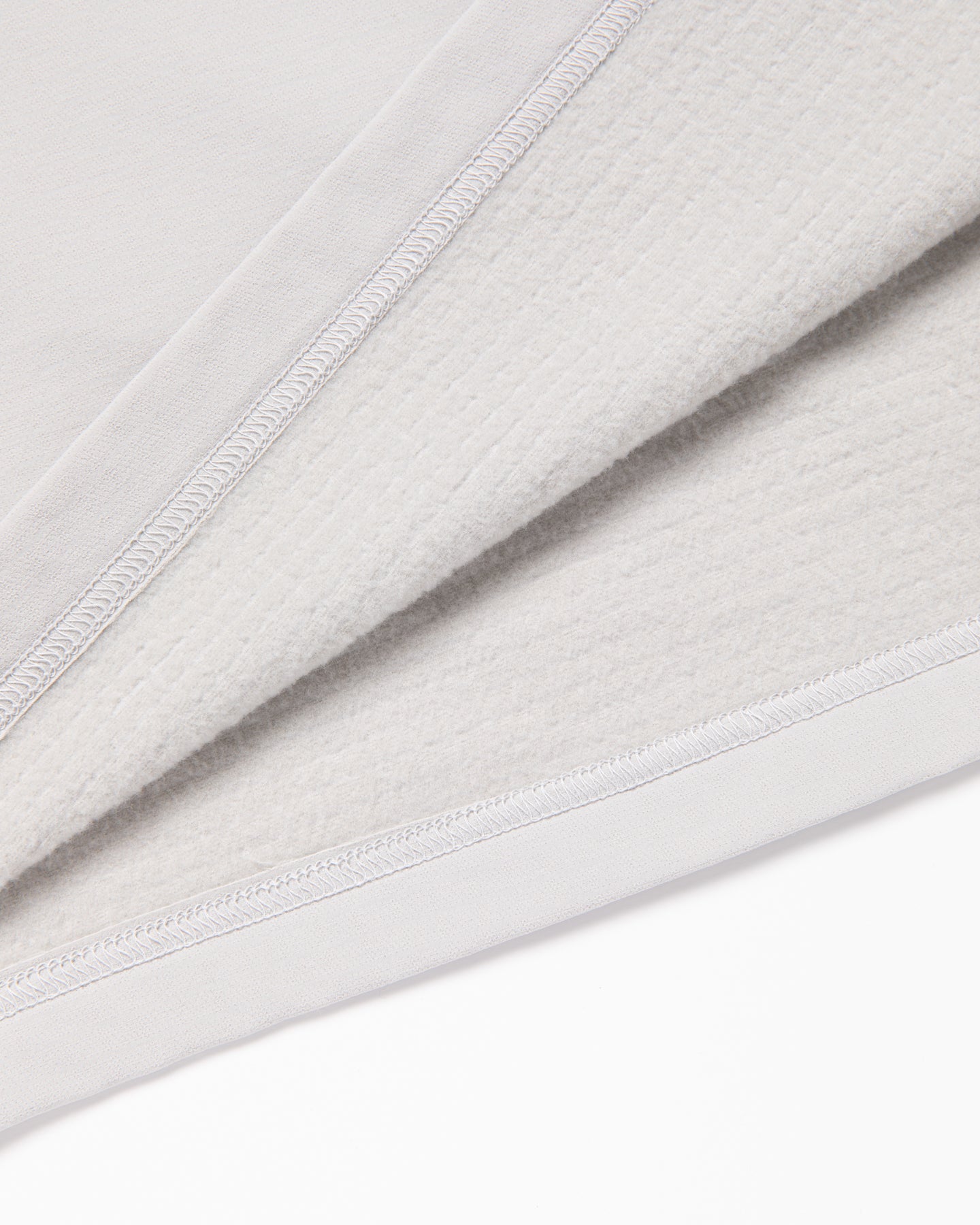 Out of bounds バックフリースモック ロングスリーブ 075754018-WHITE