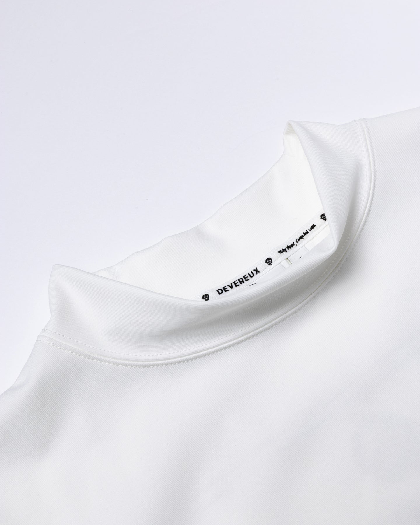 DVG Sol Defender MOCK NECK T 075762014-WHITE – DEVEREUX JAPAN