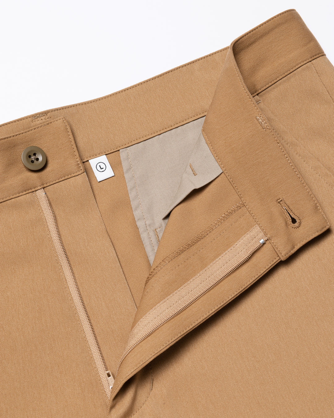 DVG LOGO HALF PANTS 075762404-WALNUT