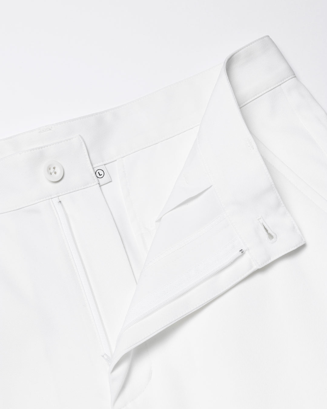 DVG LOGO HALF PANTS 075762404-WHITE