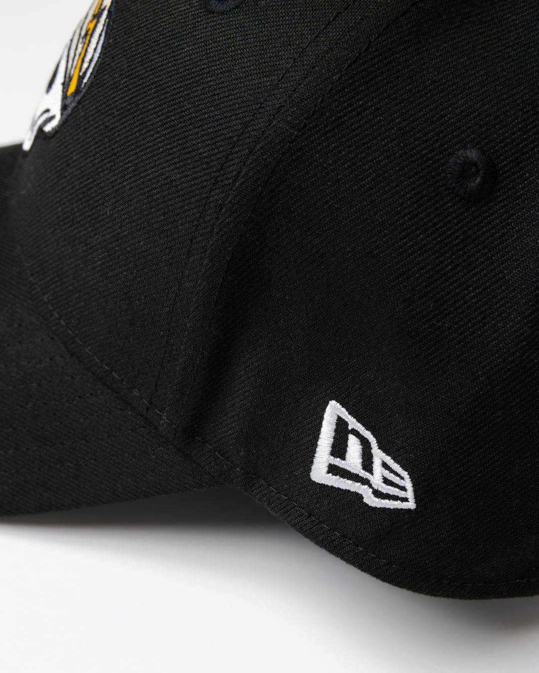 【DVG × NEW ERA®】 SKULL CAP 075762801-BLACK