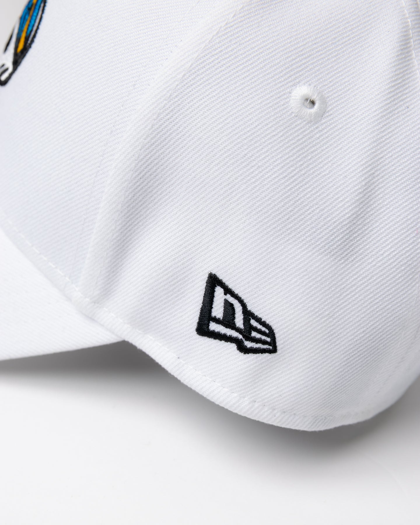 DVG NEWERA SKULL CAP 075762801-WHITE