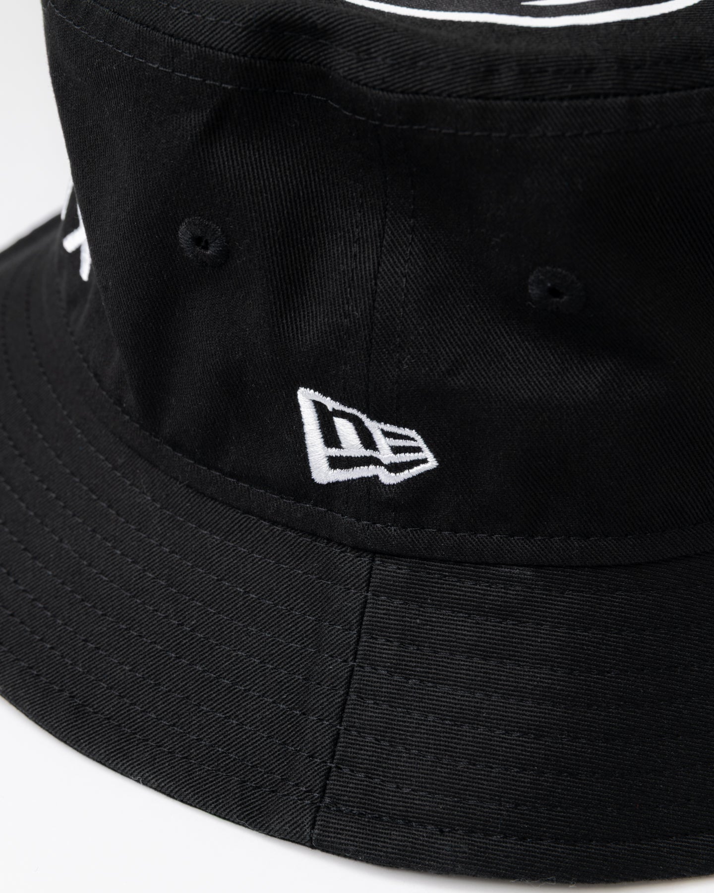 DVG × NEW ERA®】 BUCKET 075762804-BLACK – DEVEREUX JAPAN OFFICIAL