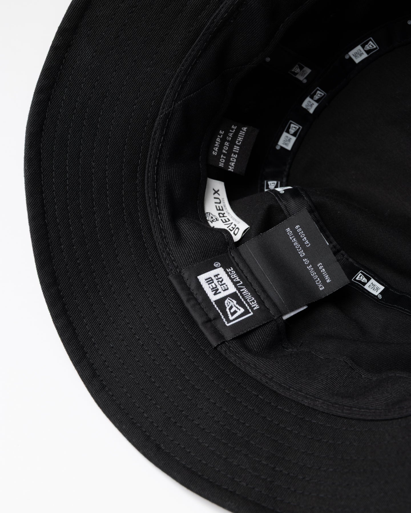 DVG × NEW ERA®】 BUCKET 075762804-BLACK – DEVEREUX JAPAN OFFICIAL