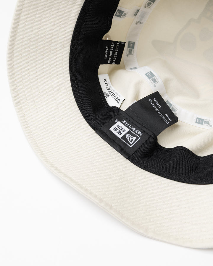 【DVG × NEW ERA®】 BUCKET 075762804-ECRU