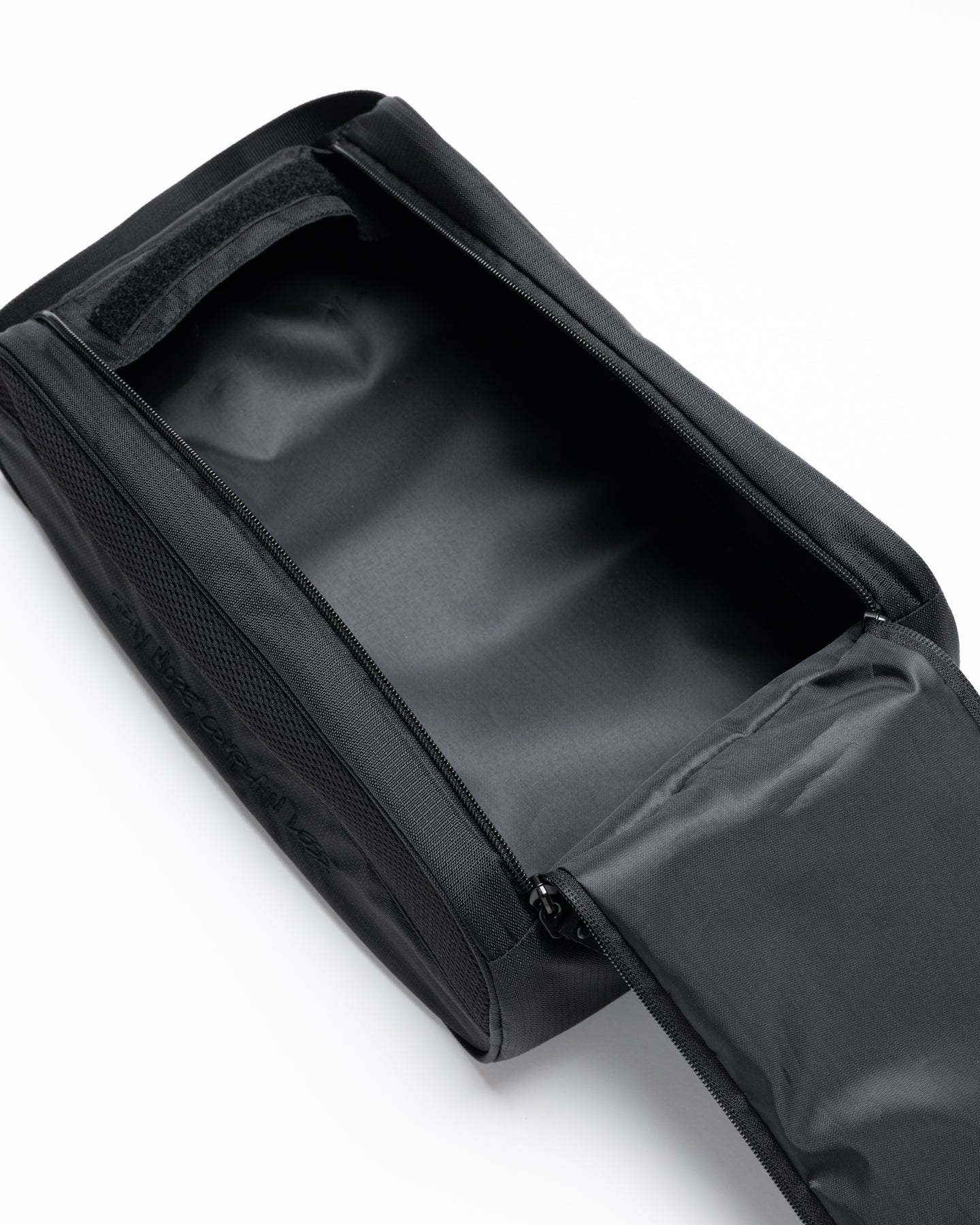 DVG SHOES CASE 075762827-BLACK