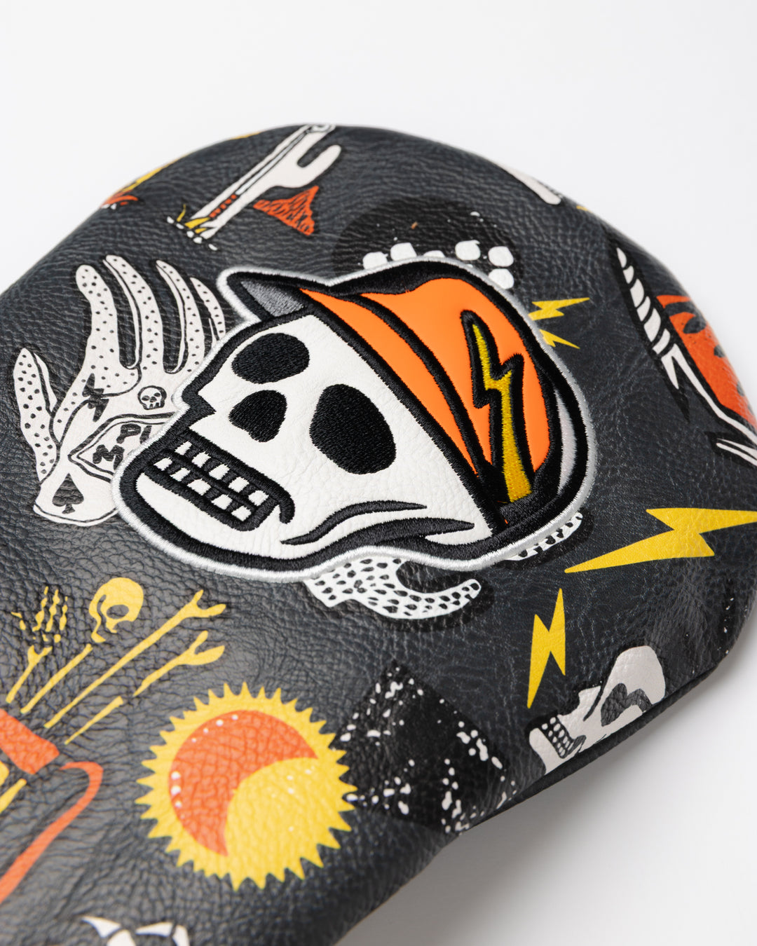 DVG OUT OF BOUNDS DR HEAD COVER 075762816-GRAPHITE
