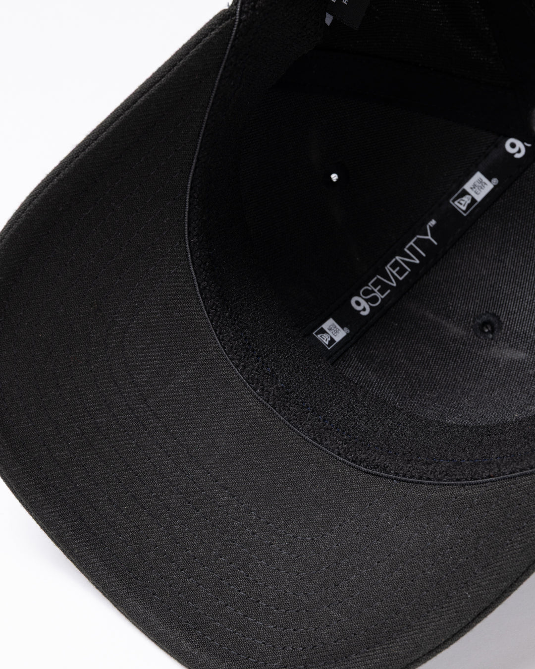 【DEVEREUX × NEW ERA®】　970-CREW CAP 075764802-BLACK
