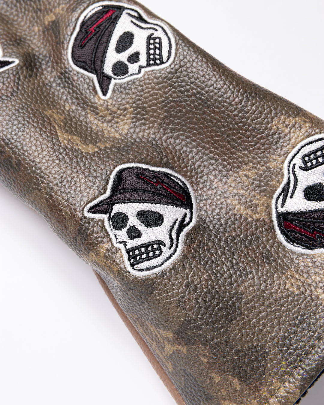 PIONEER TOWN Camo FW COVER 075764827-CAMO