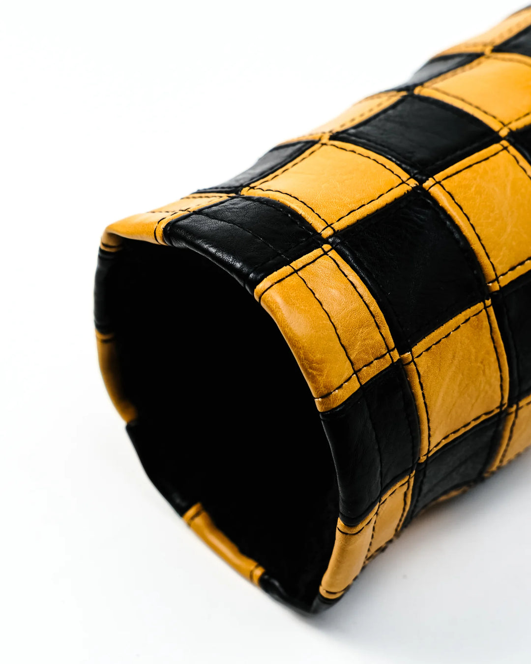 Checkered Barrel Driver Cover 075364851-BLACK x GOLD
