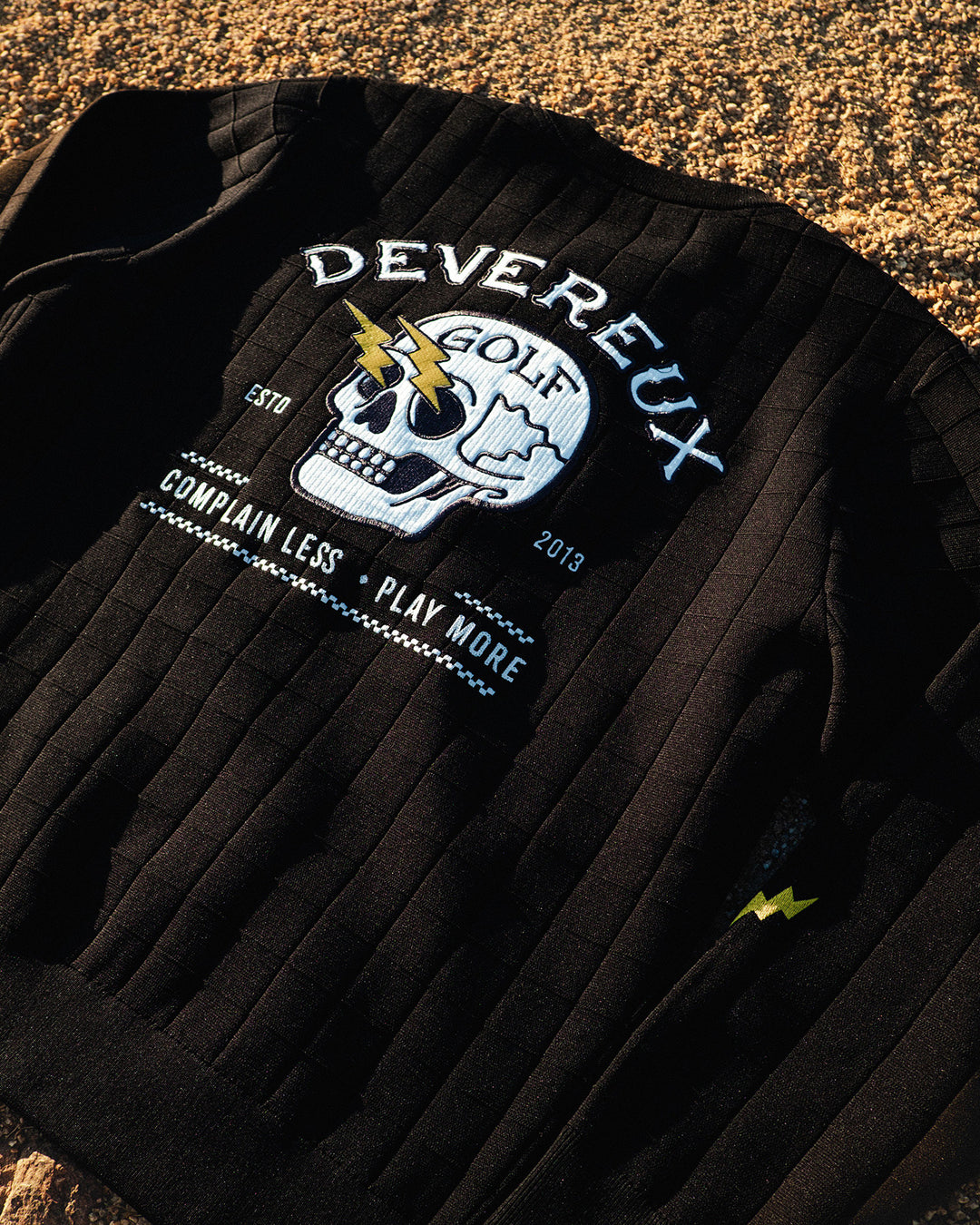 ショッカースカルミラノリブアイレットクルーニット 075754703-BLACK