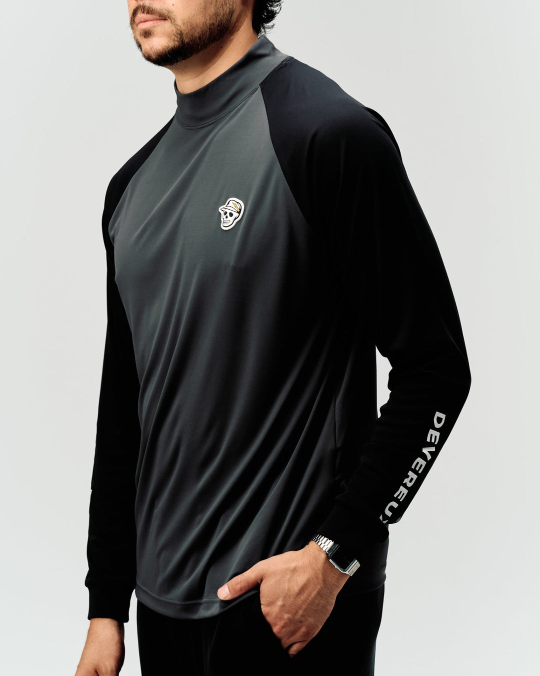 DVG STANDARD LS MOCK TEE 075764003-GRAPHITE