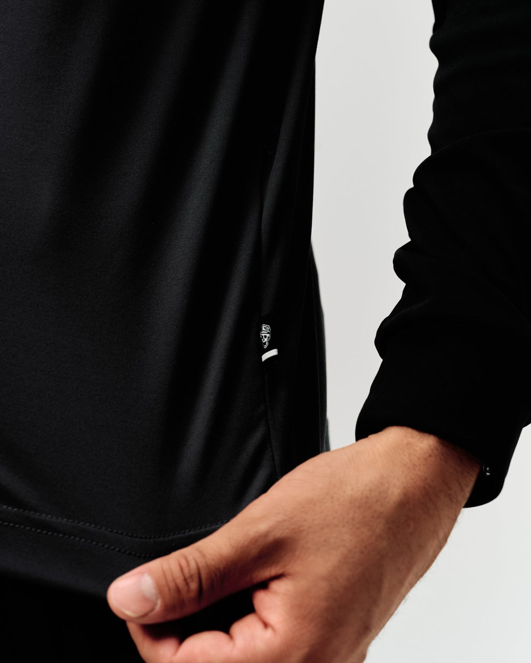 DVG STANDARD LS MOCK TEE 075764003-GRAPHITE