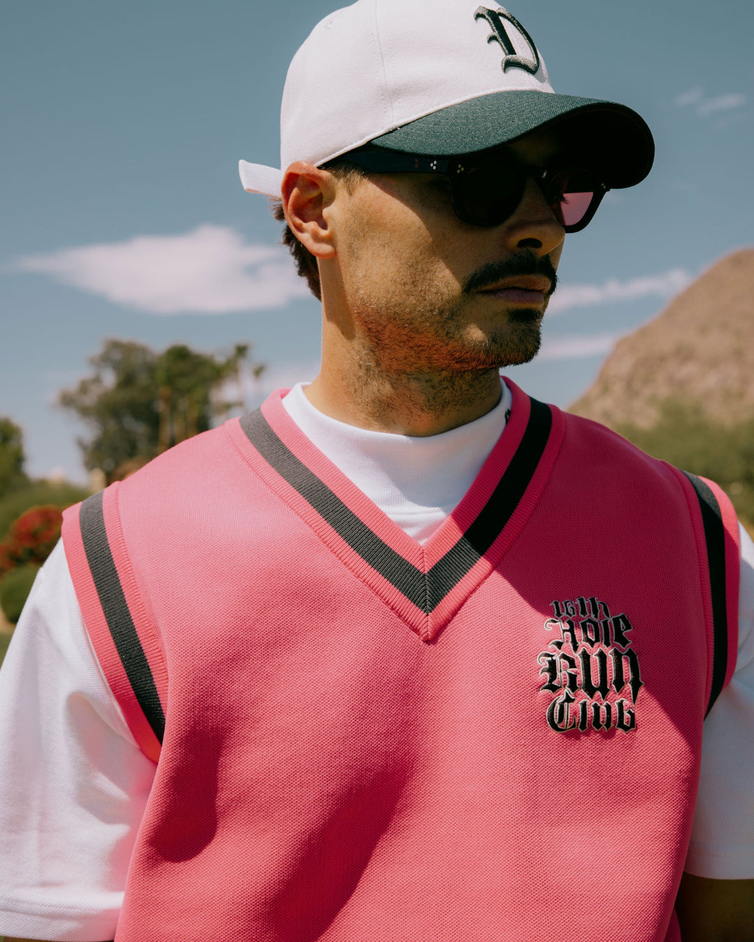 16th Hole Run Club Vネックベスト 763474703 PINK