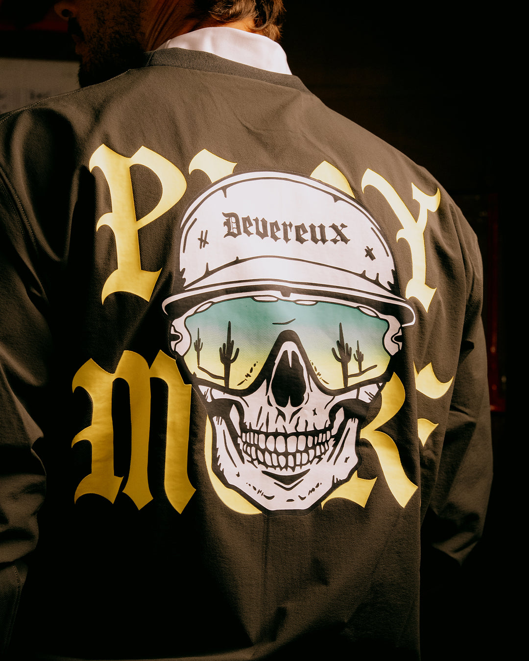 コーデュラ４WAY Dead man running クルー 075754017-KHAKI