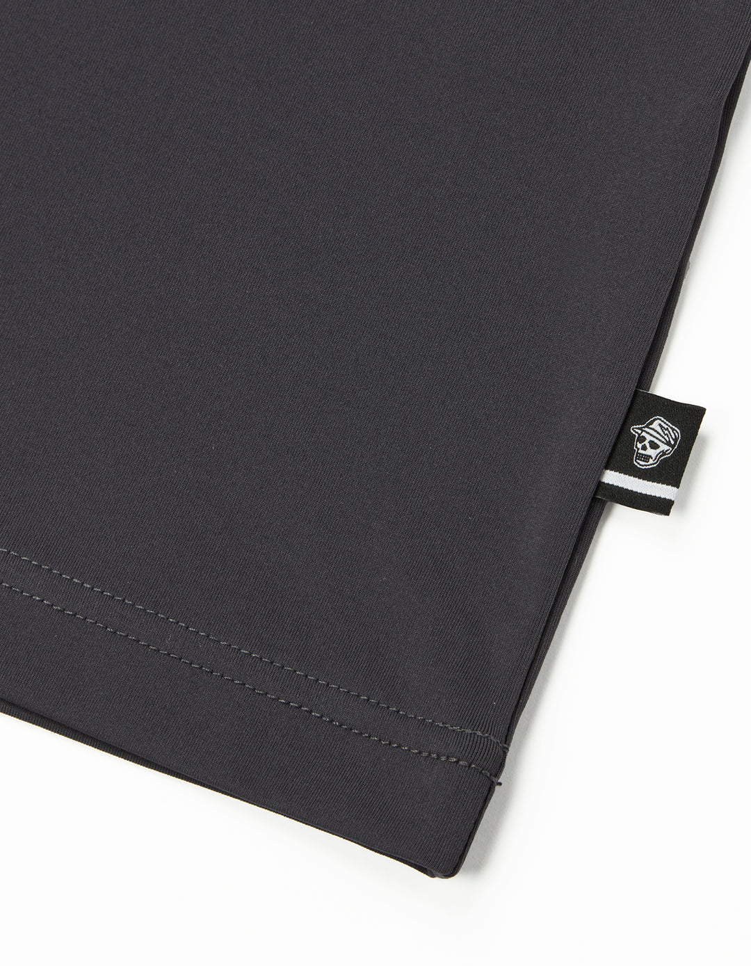 DVG Westward MOCK TEE 075762030-GRAPHITE