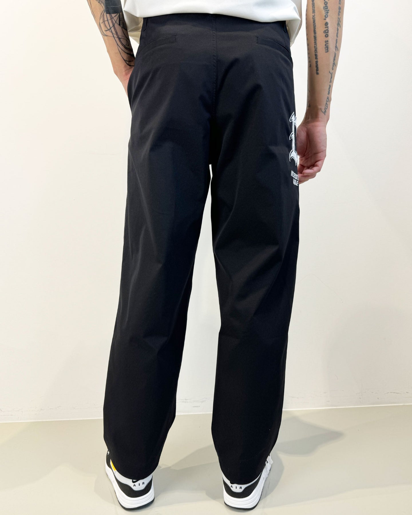 D Logo Wide ボトムス 763472418-BLACK