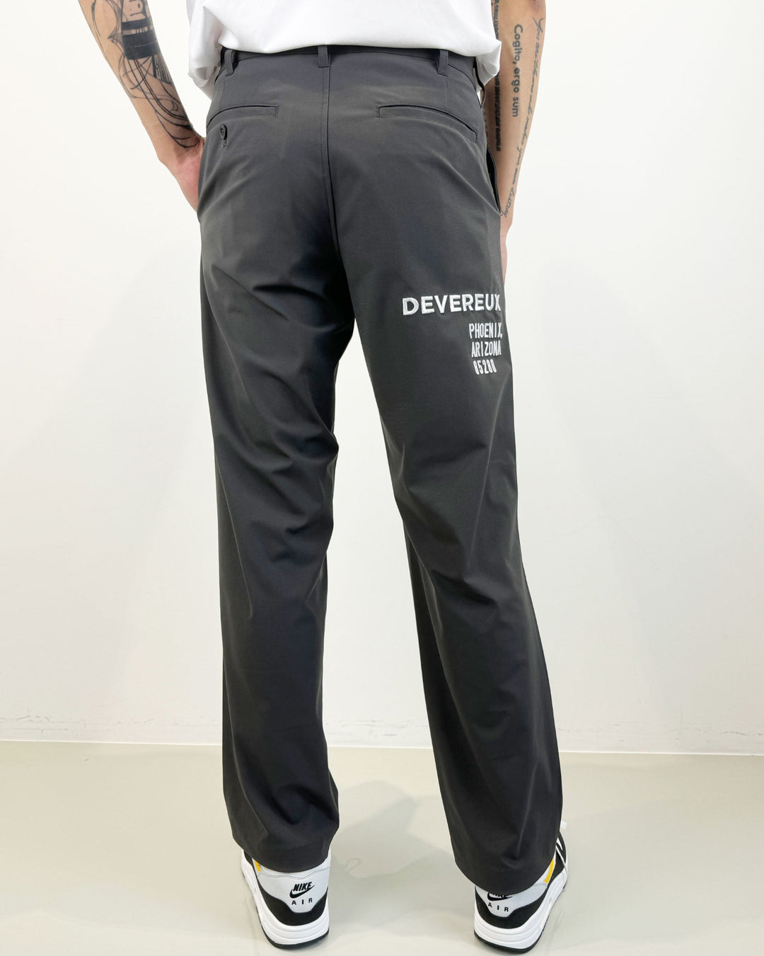 Regular YN ボトムス 763472417 CHARCOAL